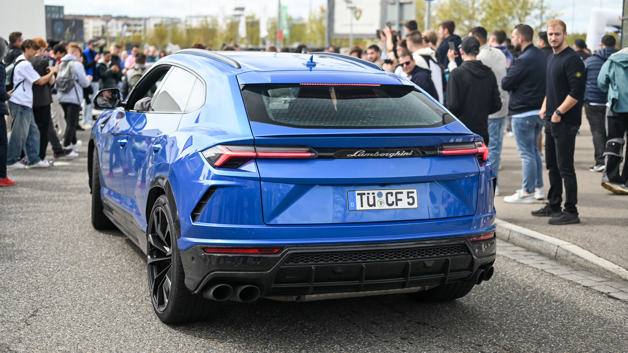 Lamborghini Urus - TÜ-CF5