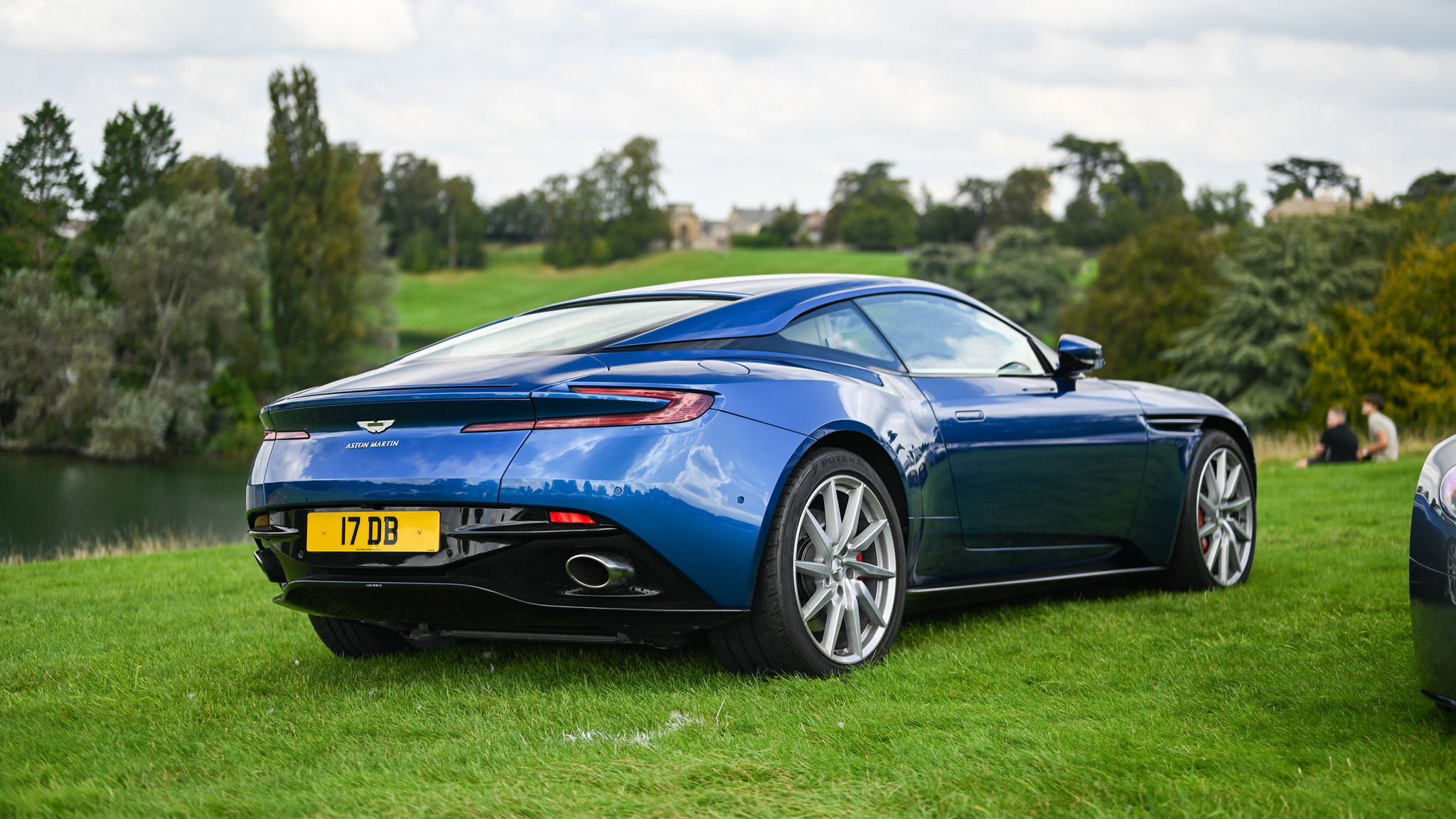 Aston Martin DB11 - I7DB (GB)