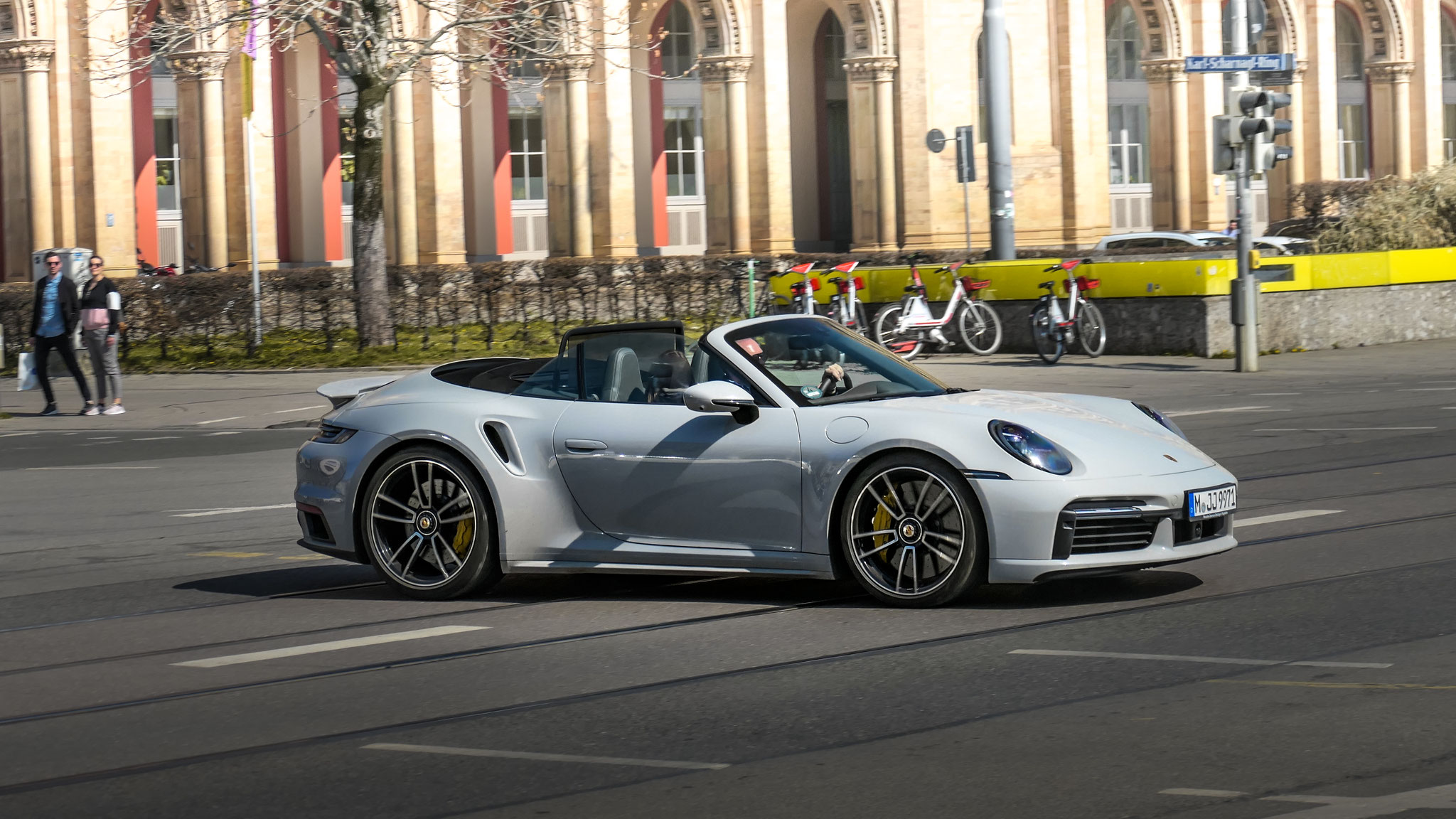 Porsche 992 Turbo S Cabrio - M-JJ9971