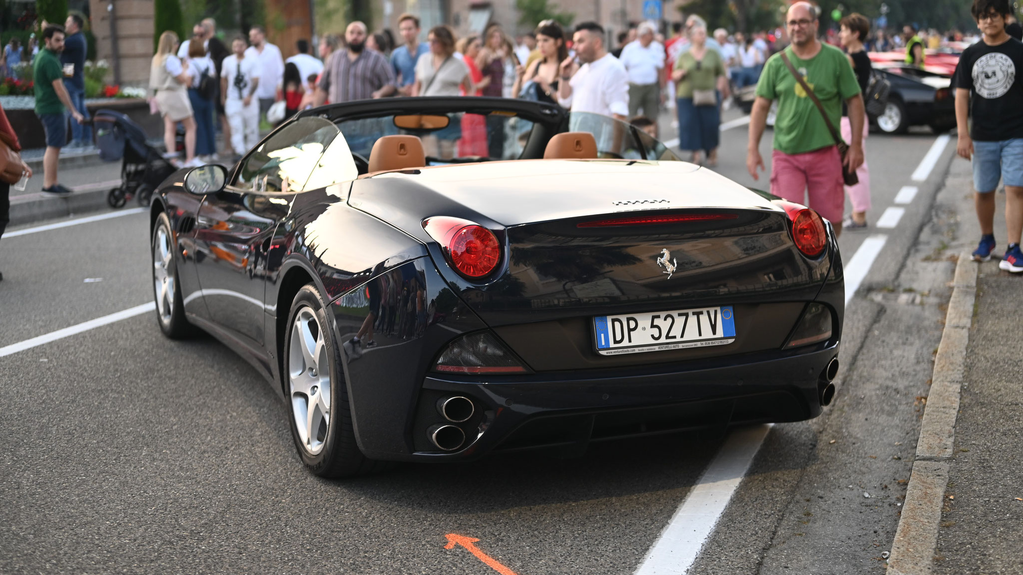 Ferrari California - DP527TV (ITA)