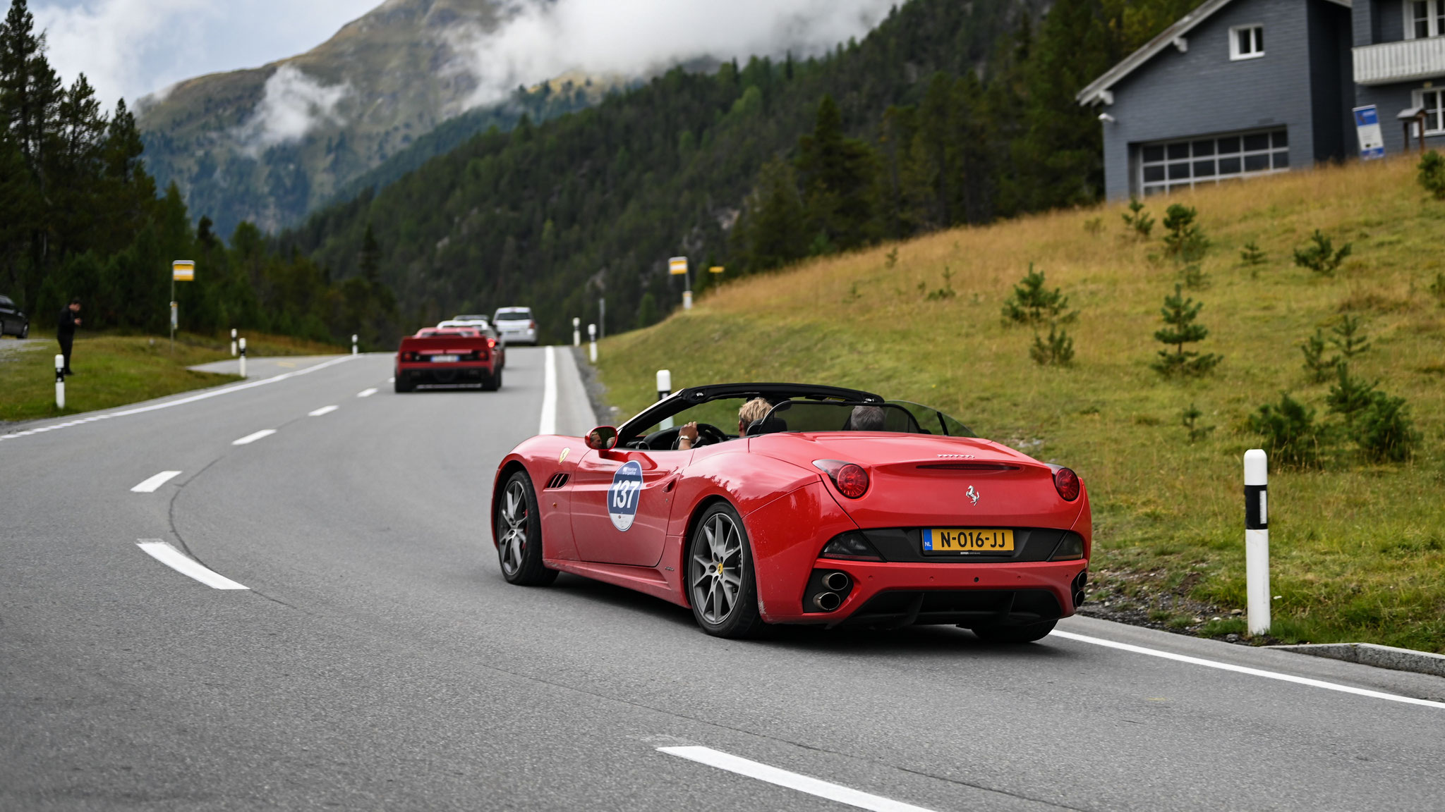 Ferrari California - N016JJ (NL)