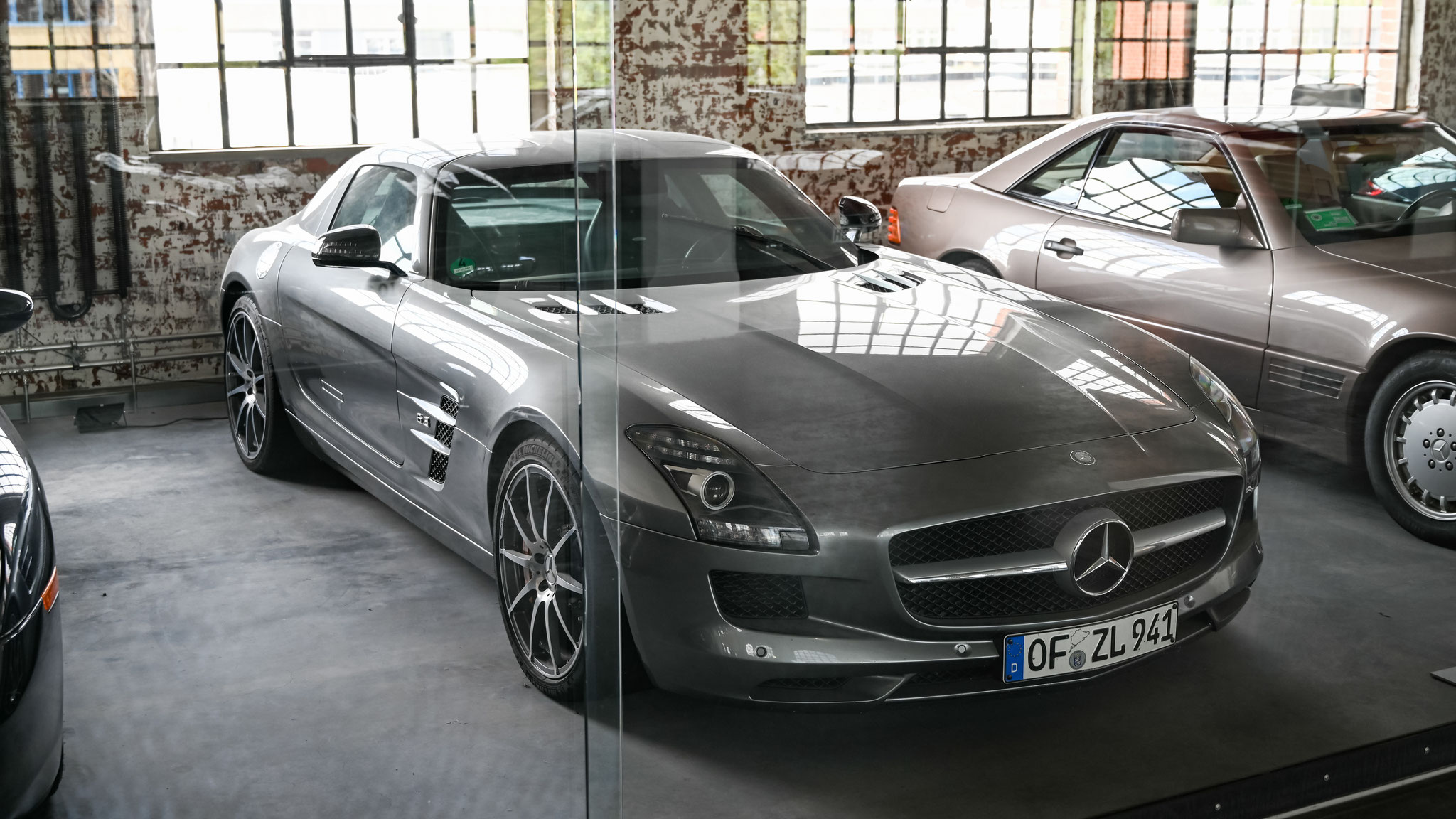 AMG SLS - OF-ZL941
