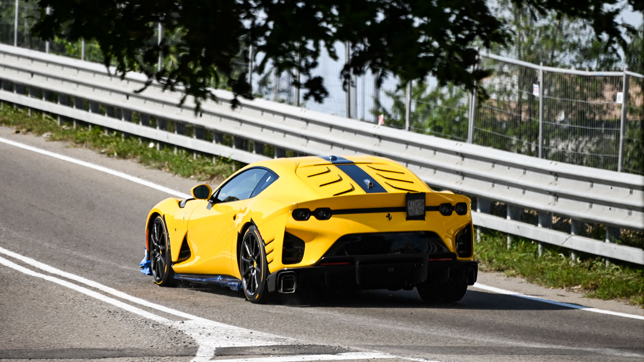 Ferrari 812 Competizione - X0P08271 (ITA)