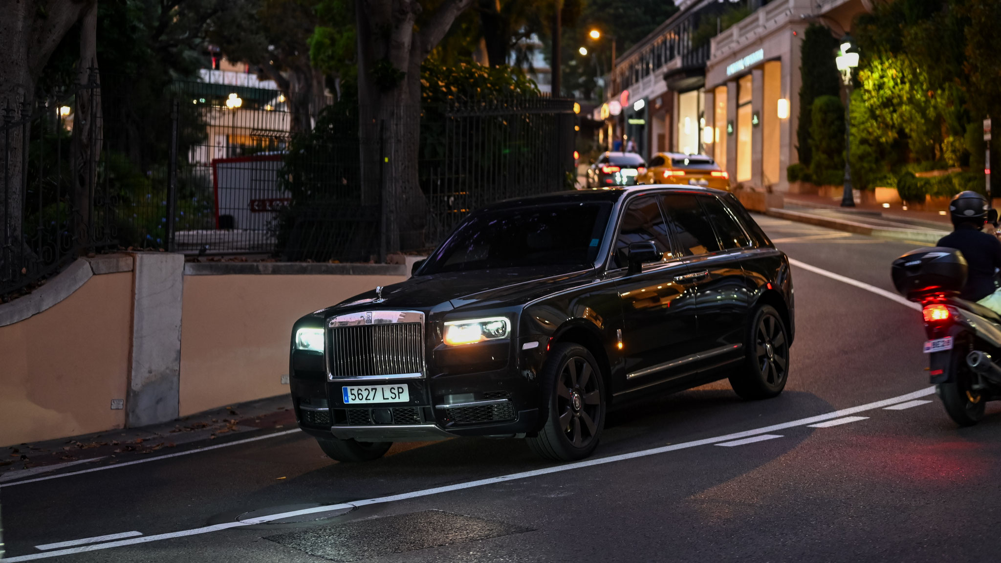 Rolls Royce Cullinan - 5627LSP (ESP)
