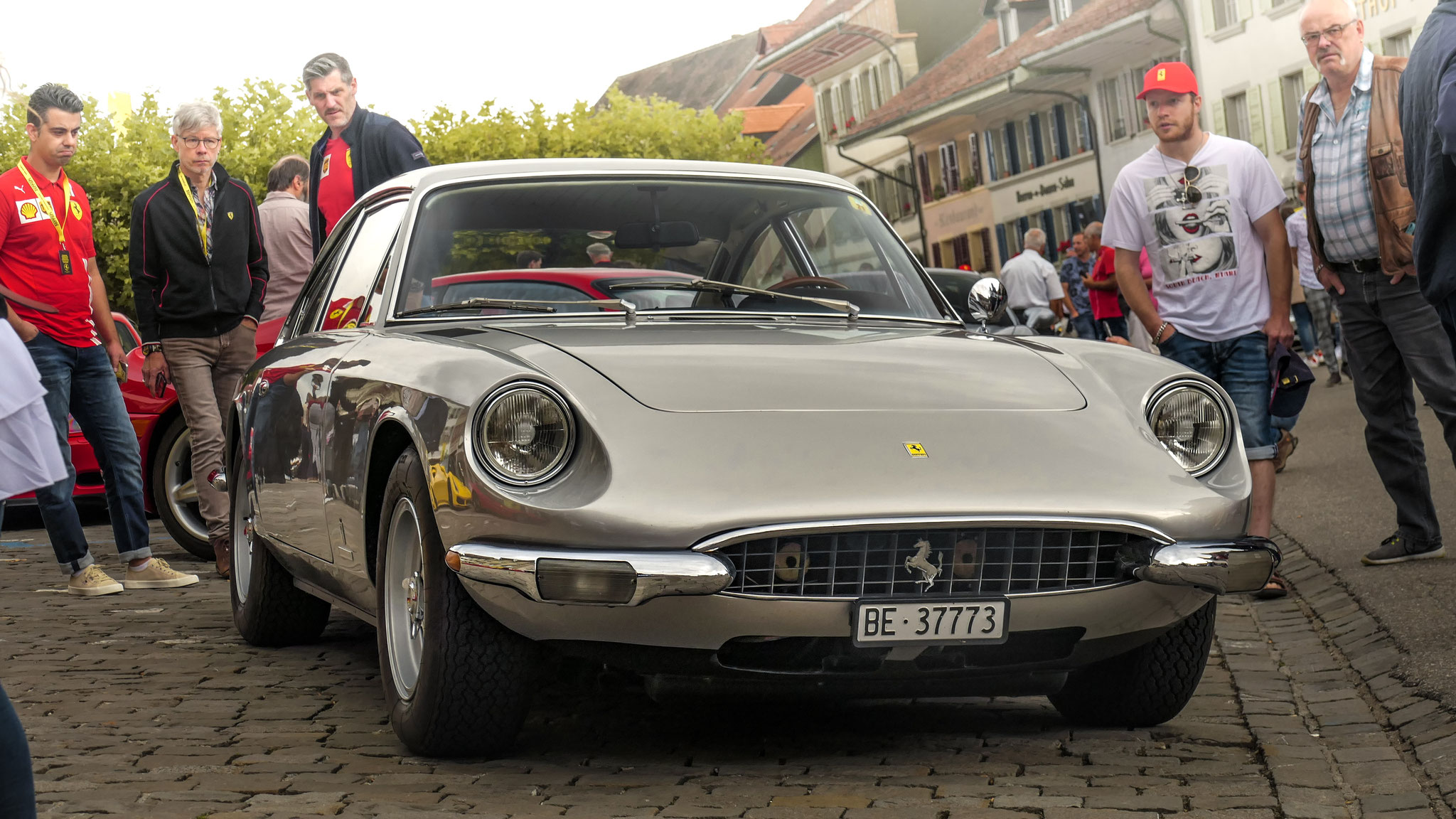 Ferrari 365 GT 2+2 - BE37773 (CH)