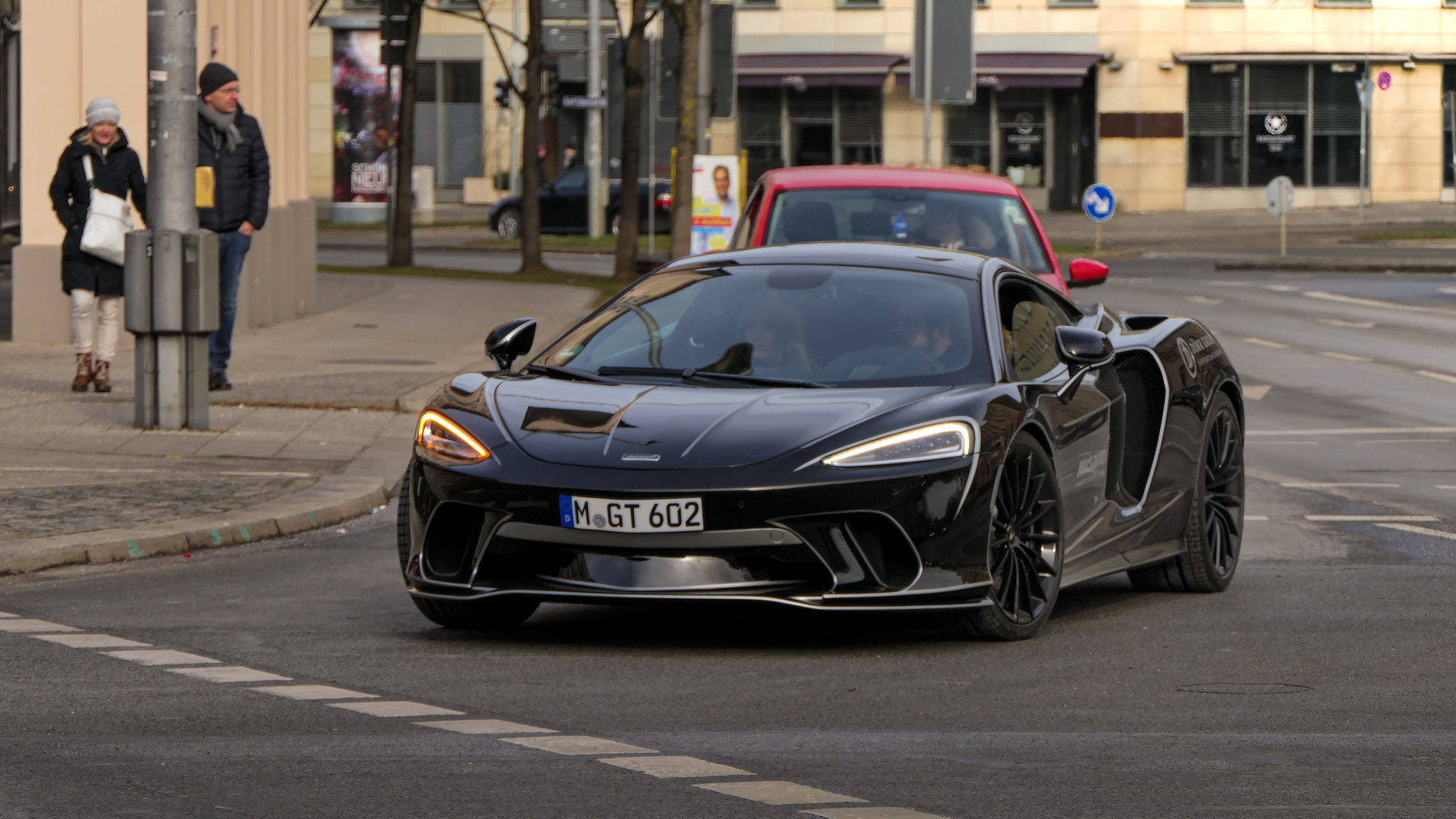 McLaren GT - M-GT602