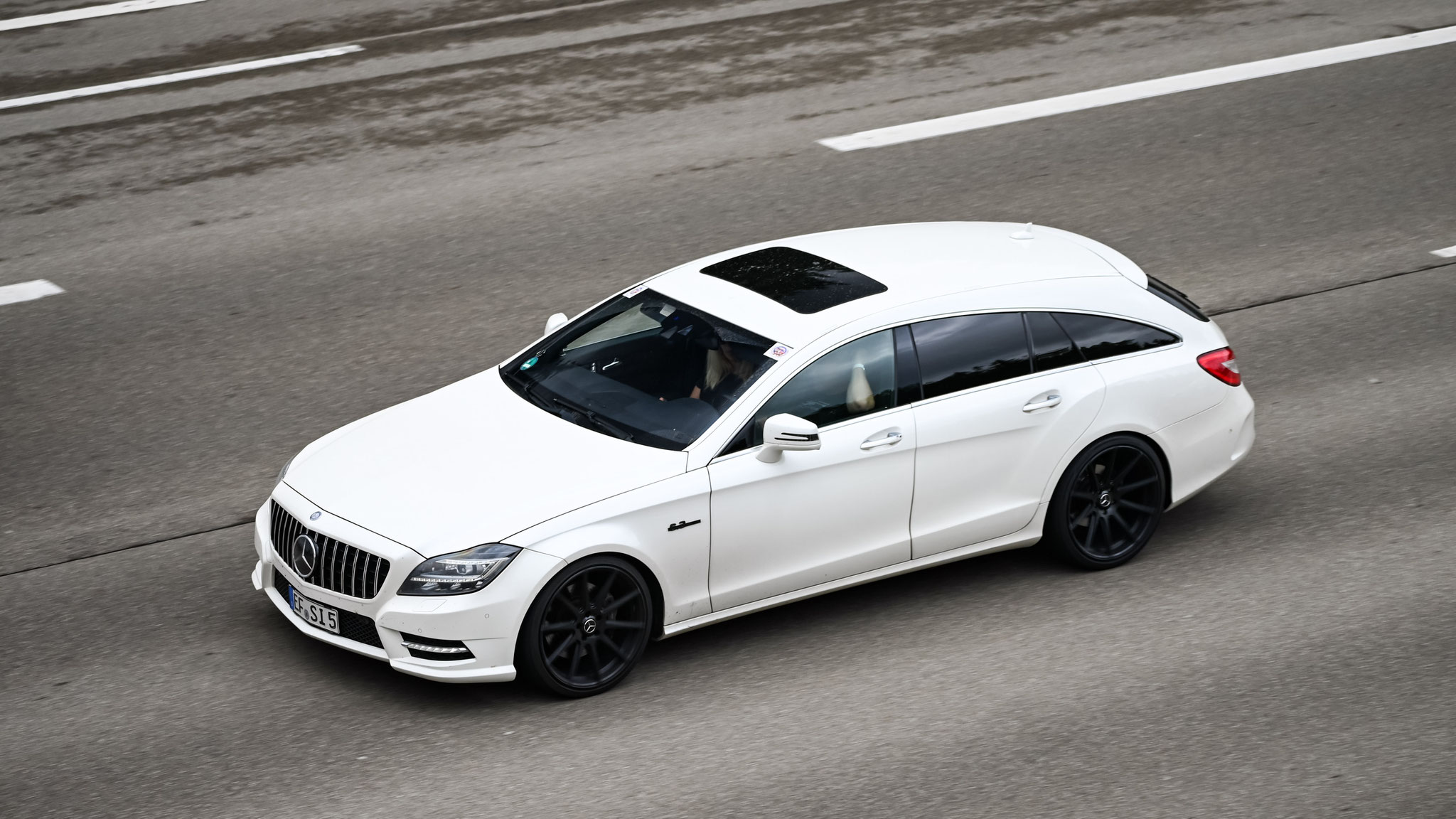 Mercedes-AMG CLS 63 Shooting Brake - EF-SI5