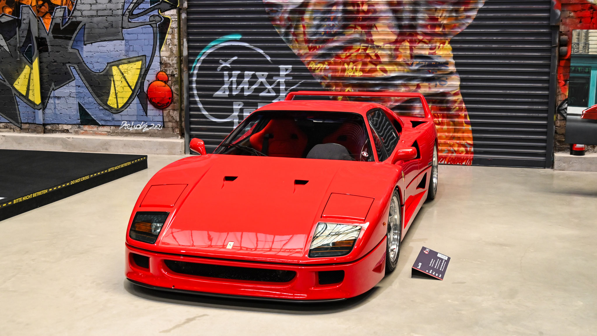 Ferrari F40 - VT351877 (ITA)