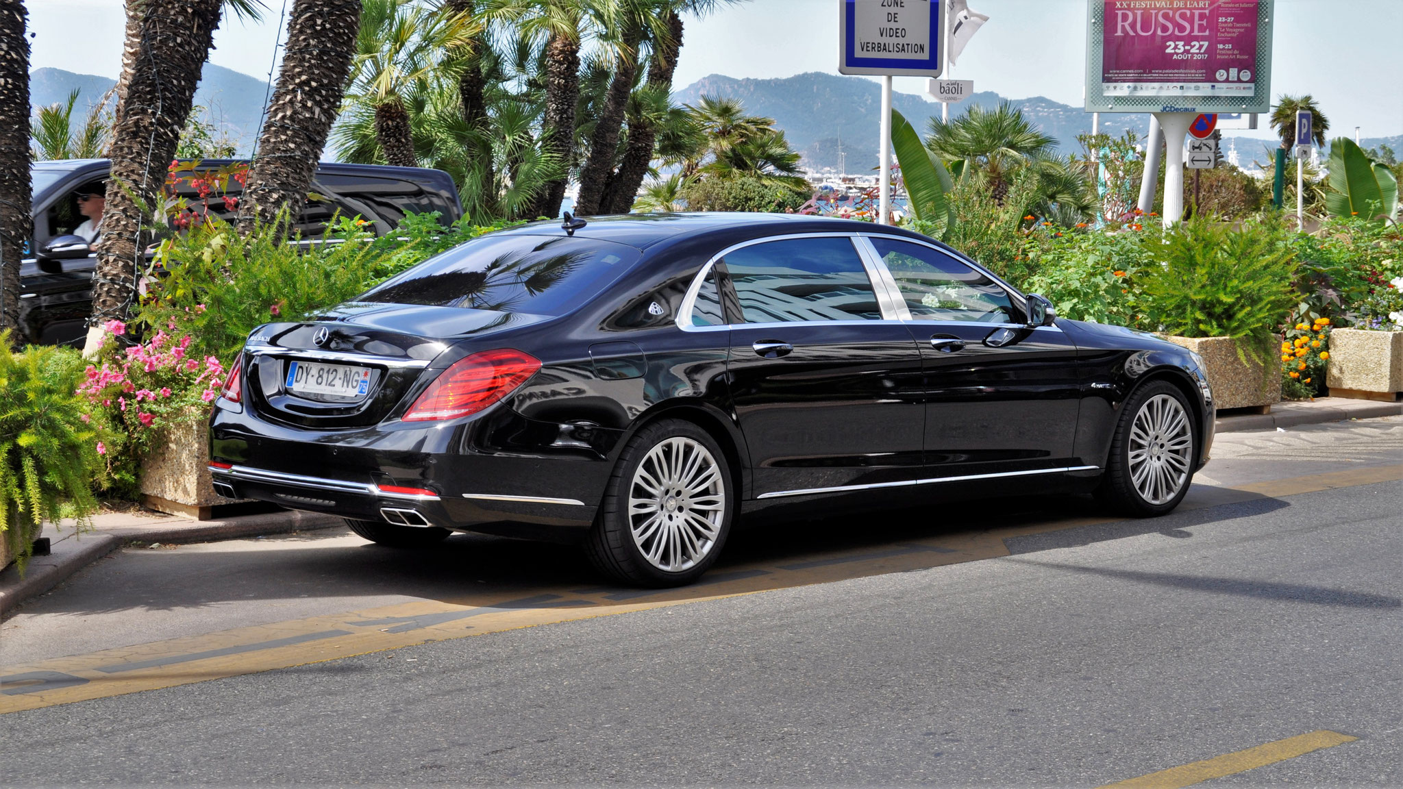 Mercedes Maybach S500 - DY812NG-75 (FRA)