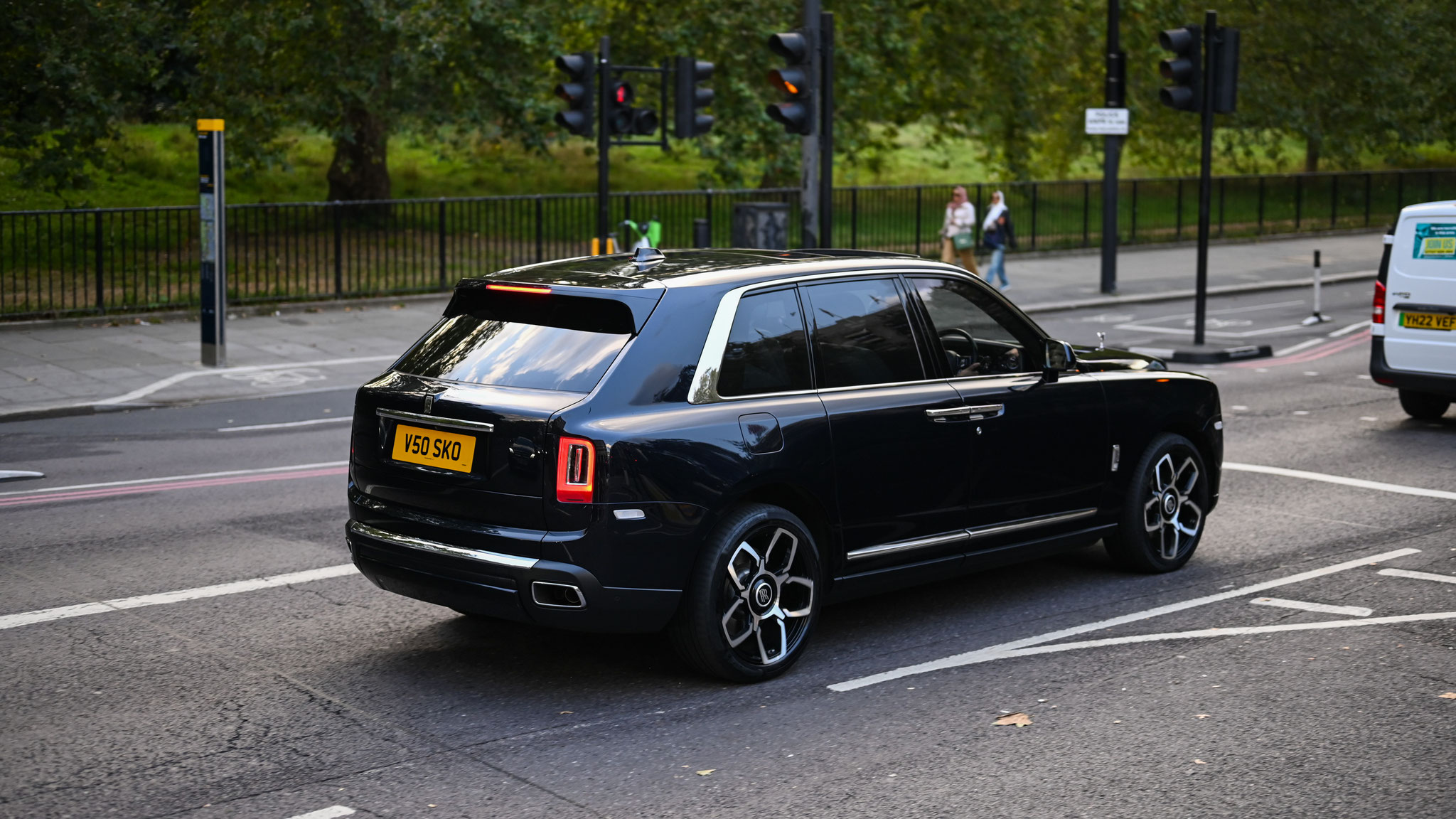 Rolls Royce Cullinan - V50SKO (GB)