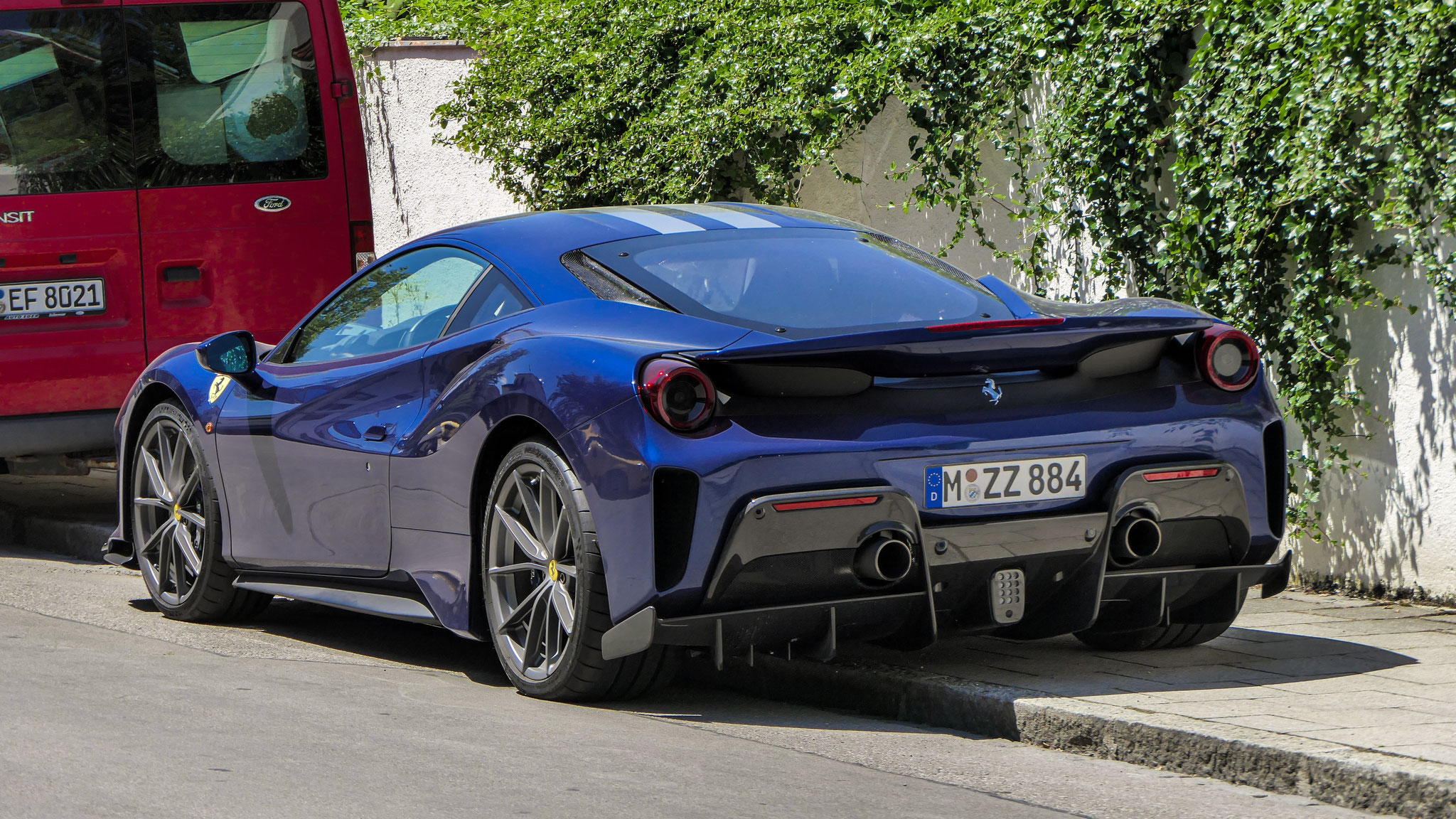 Ferrari 488 Pista - M-ZZ884