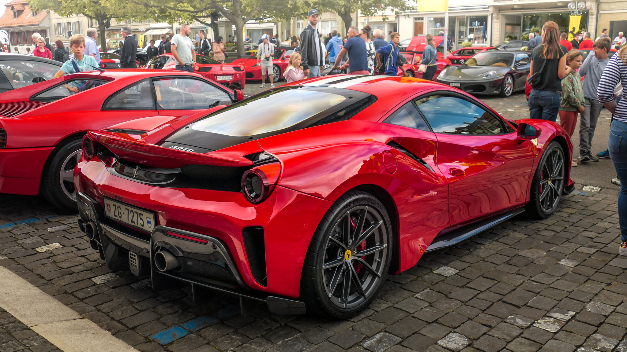 Ferrari 488 Pista - ZG7275 (CH)