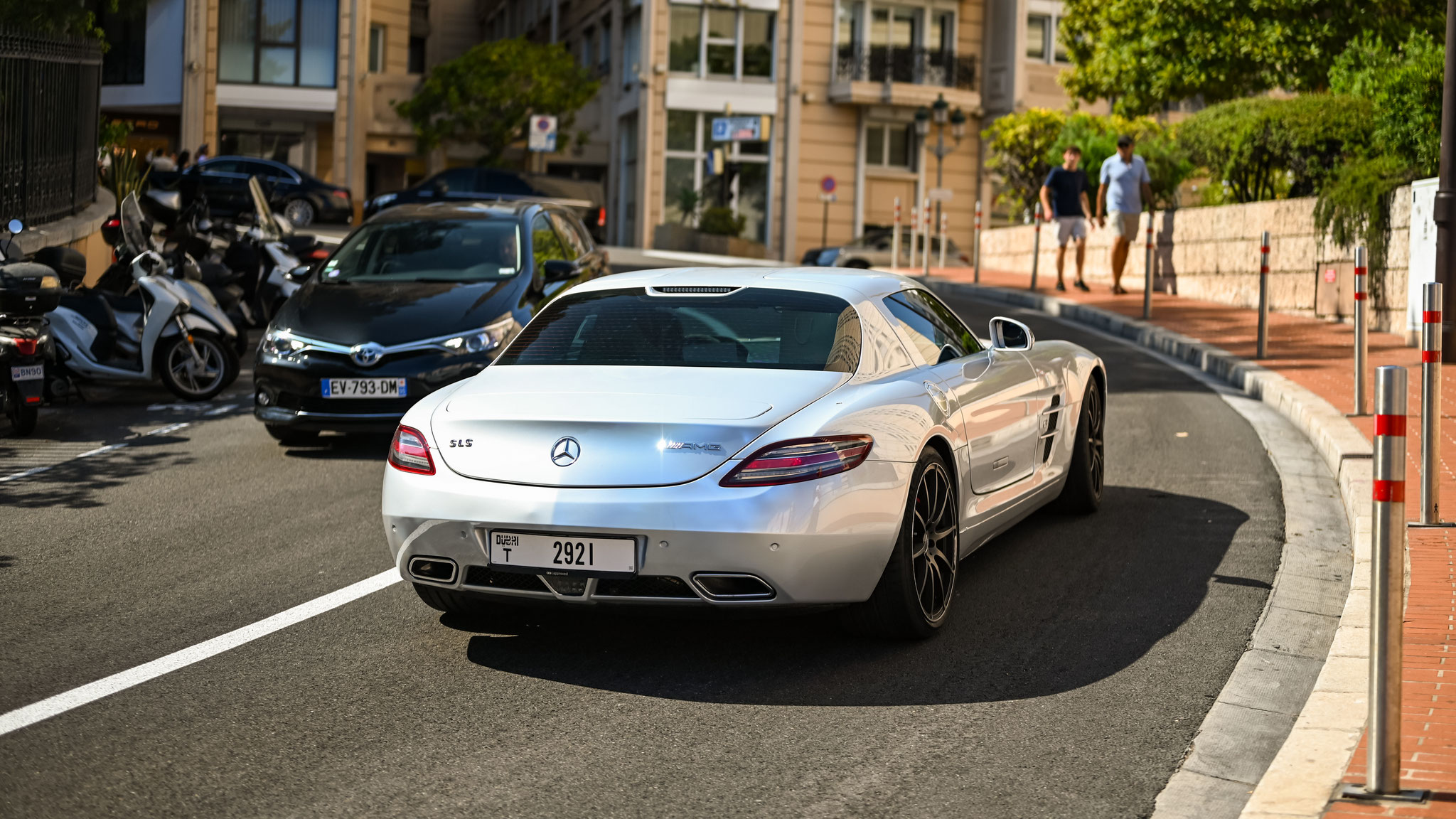 AMG SLS - T2921 (Dubai)