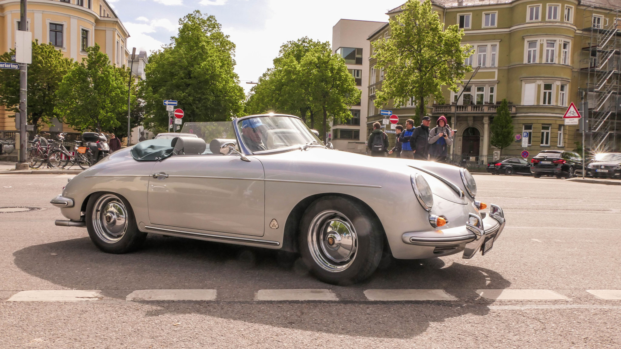 Porsche 356 1500 Speedster - GR162356 (CH)