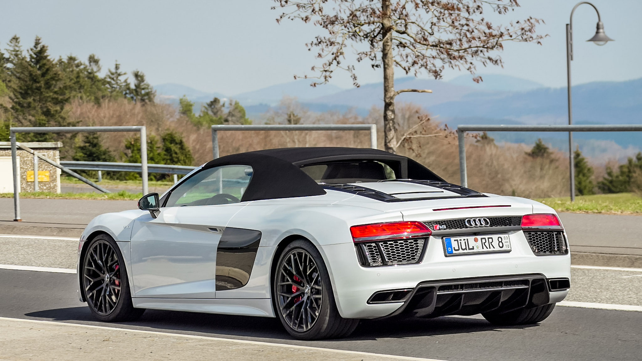 Audi R8 V10 Spyder - JÜL-RR8