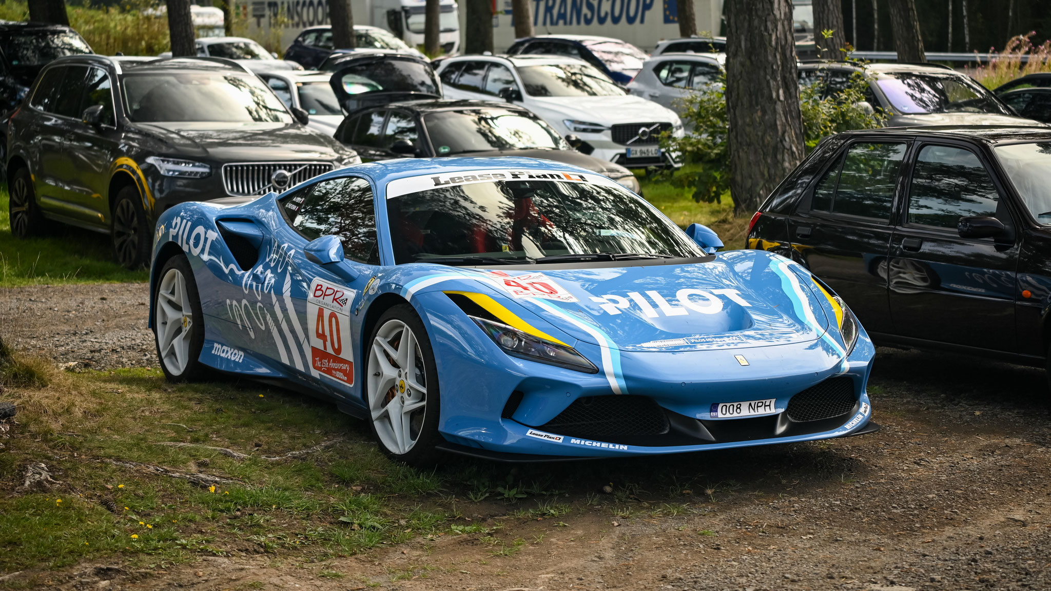 Ferrari F8 Tributo - 008NPH (EST)
