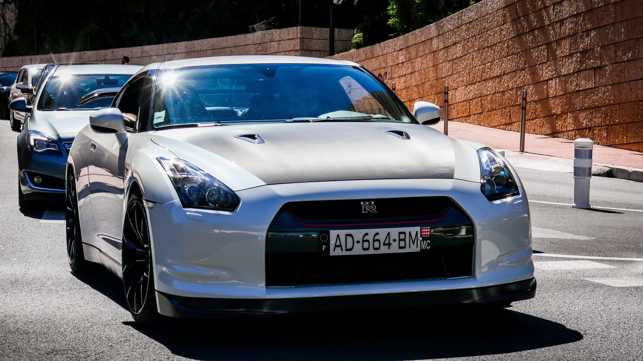 Nissan GTR - AD664BM-MC (FRA)