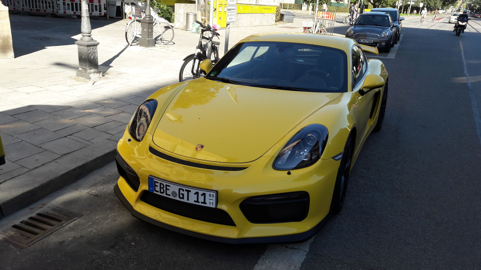 Porsche Cayman GT4 - EBE-GT11