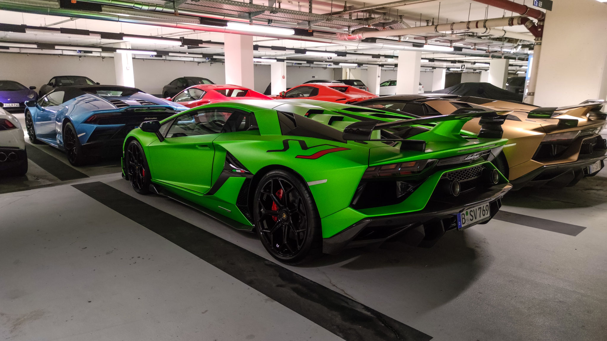 Lamborghini Aventador LP770 SVJ - B-SV769