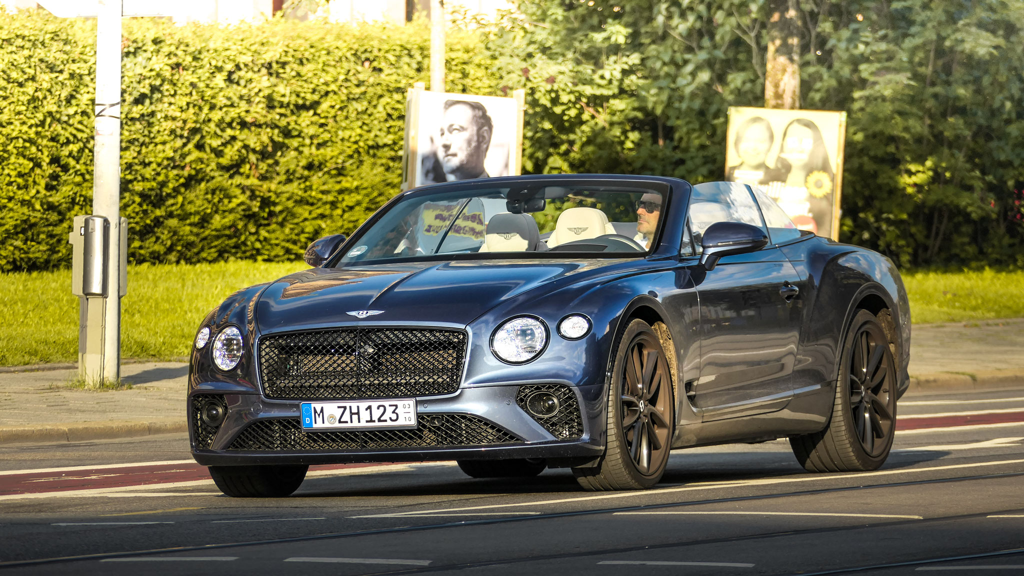 Bentley Continental GTC - M-ZH123