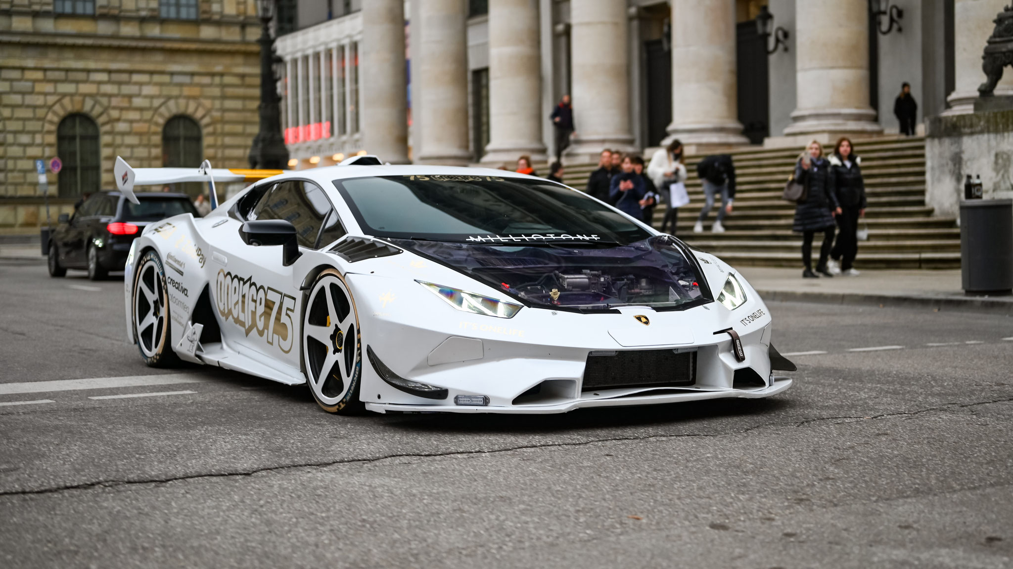 Lamborghini Huracan - WHATSTO (USA, California)
