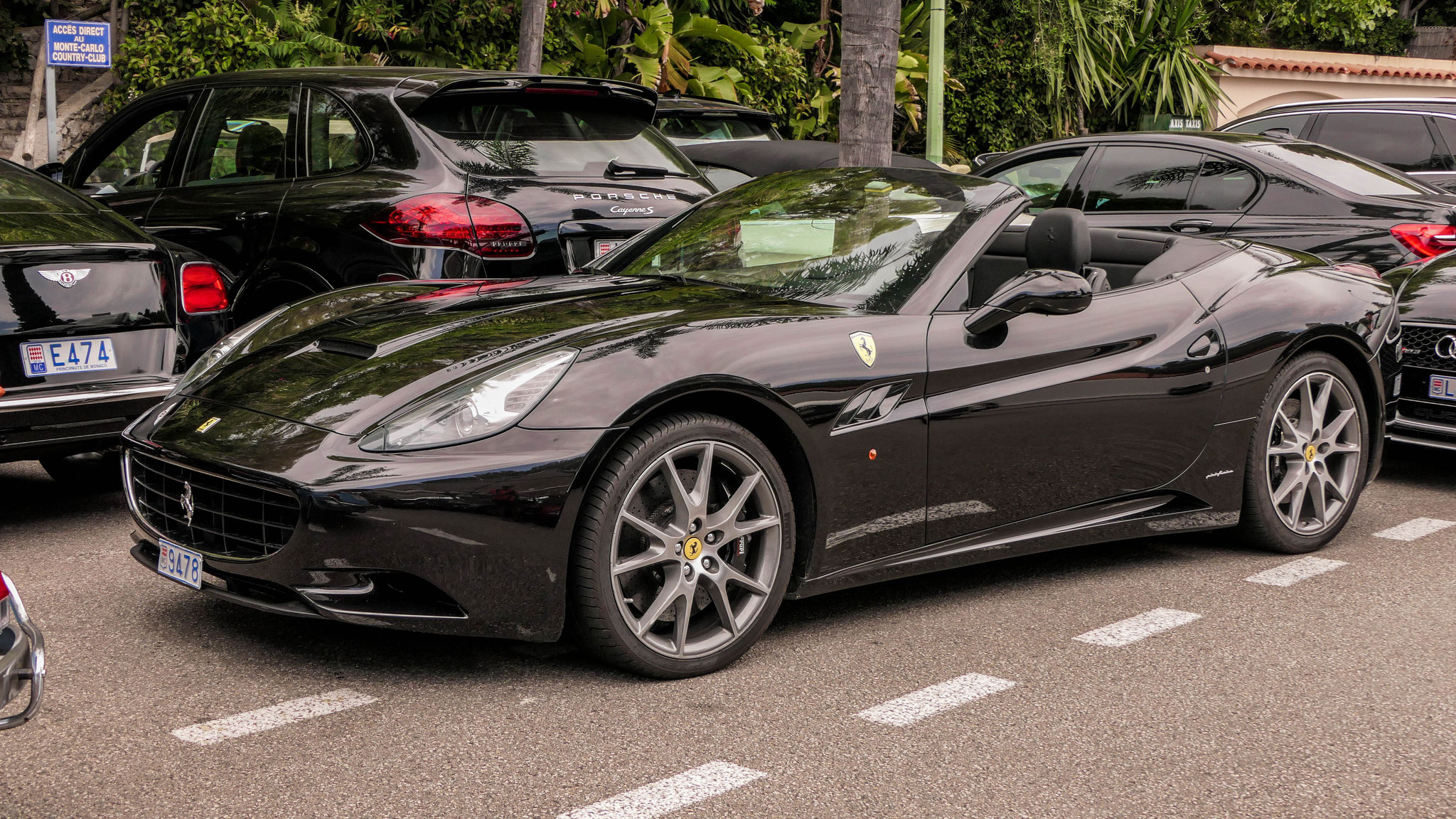 Ferrari California - 9478 (MC)