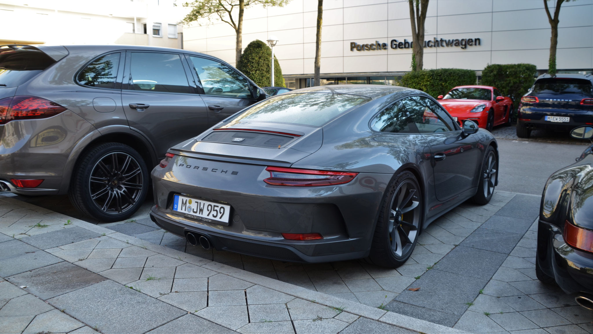 Porsche 991 GT3 Touring - M-JW959
