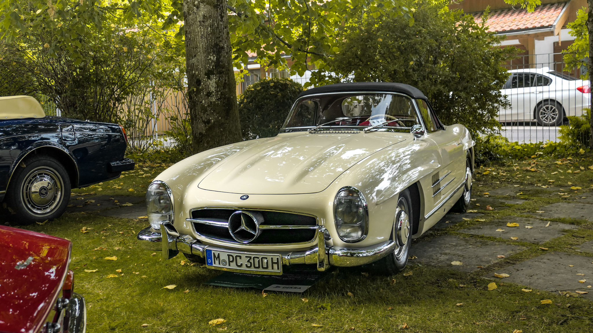 Mercedes 300SL Roadster - M-PC300H