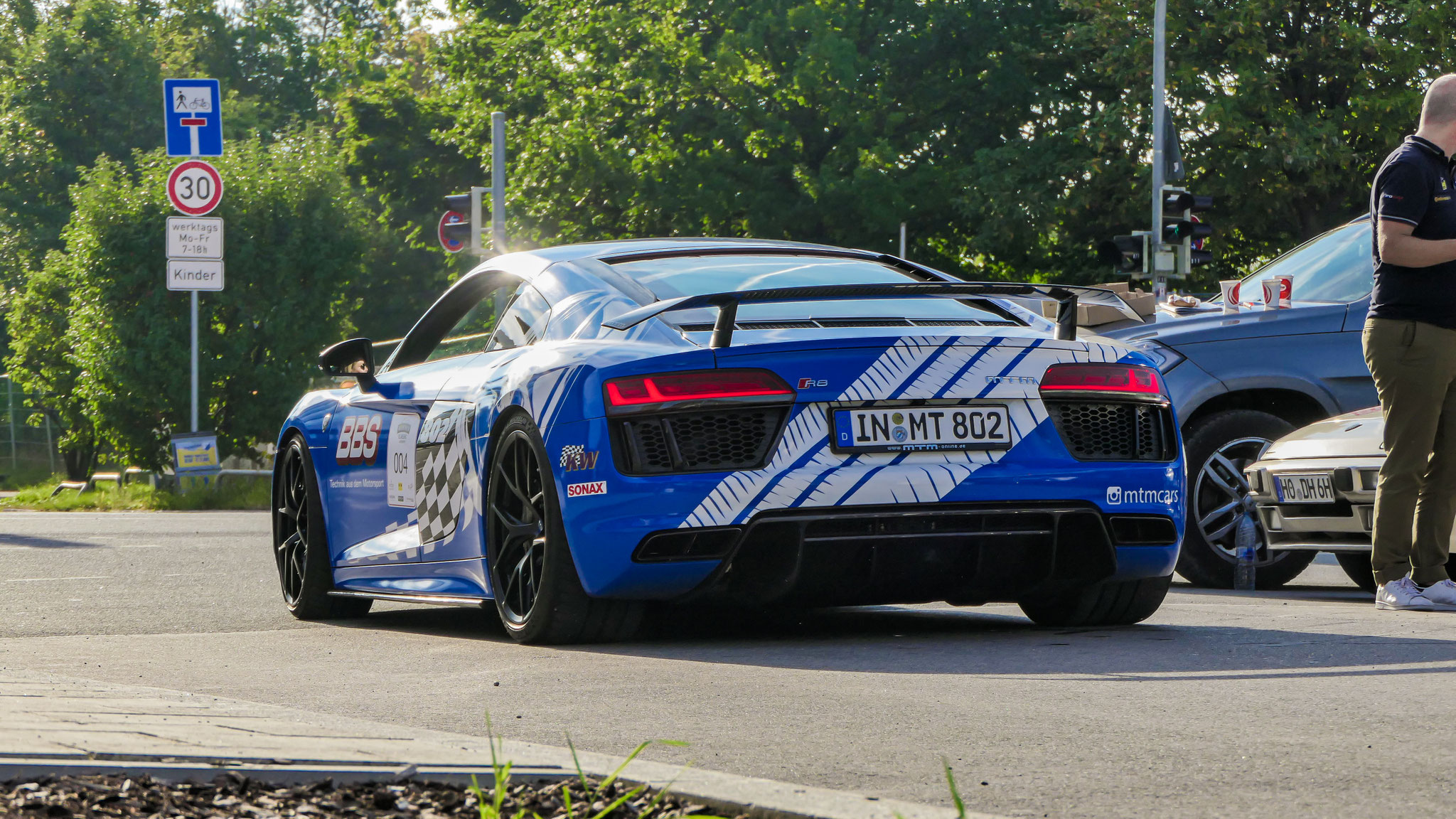 Audi R8 V10 - IN-MT802
