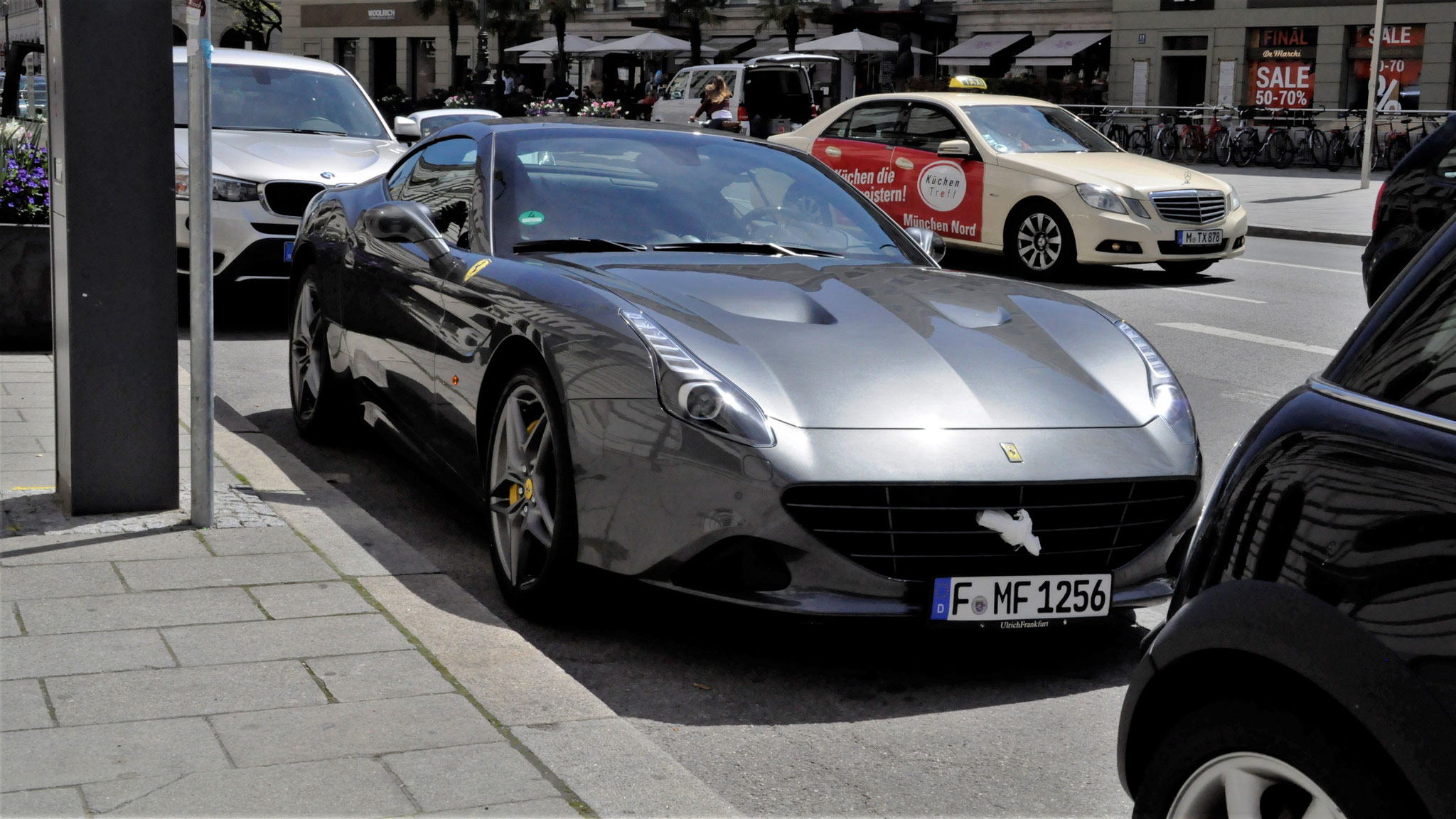 Ferrari California T - F-MF1256