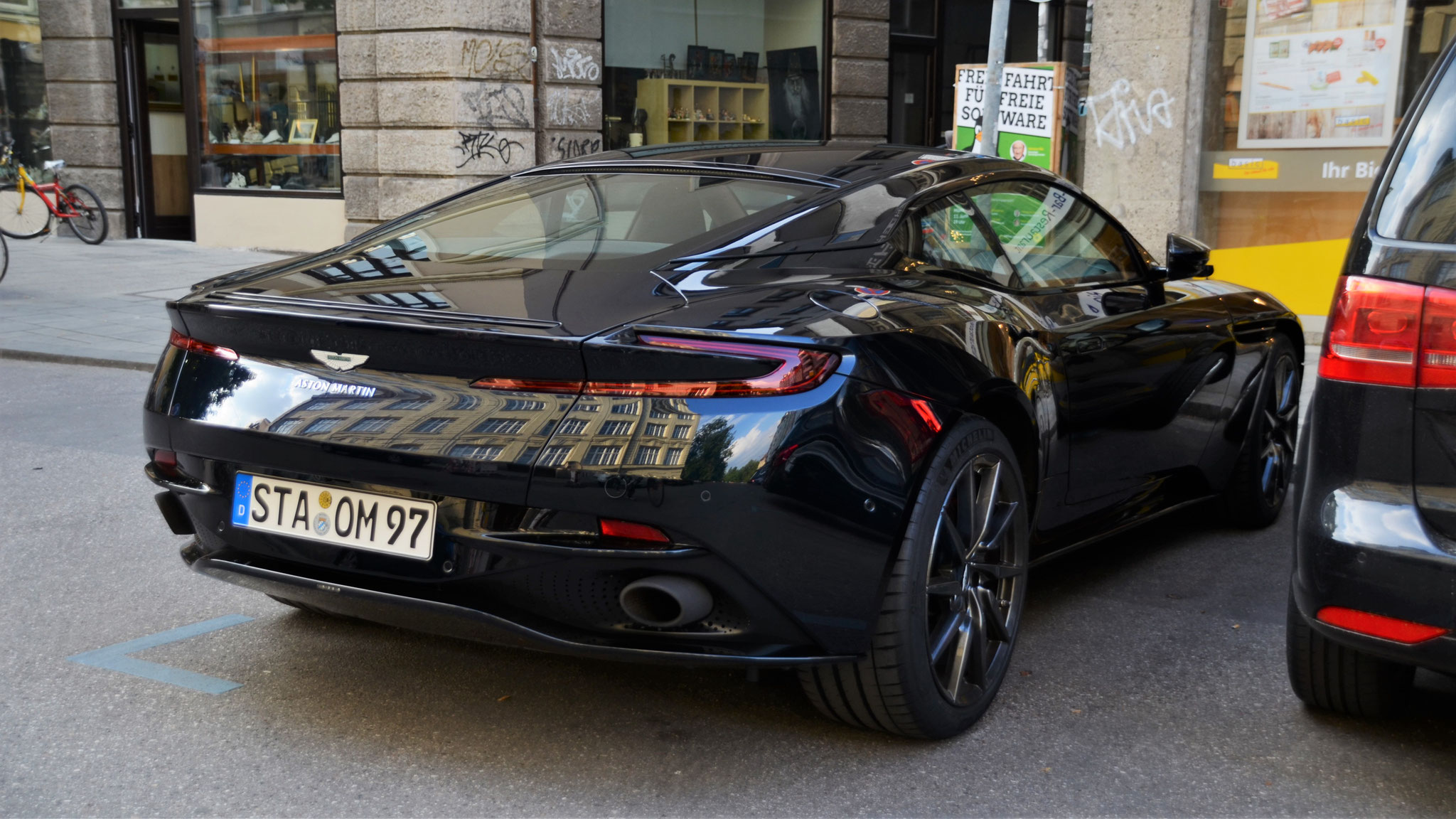 Aston Martin DB11 - STA-OM97