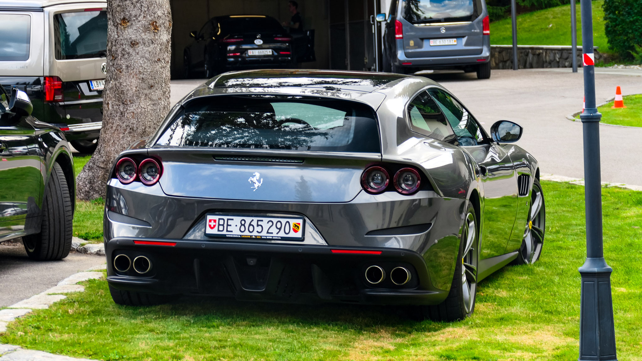Ferrari GTC4 Lusso - BE865290 (CH)