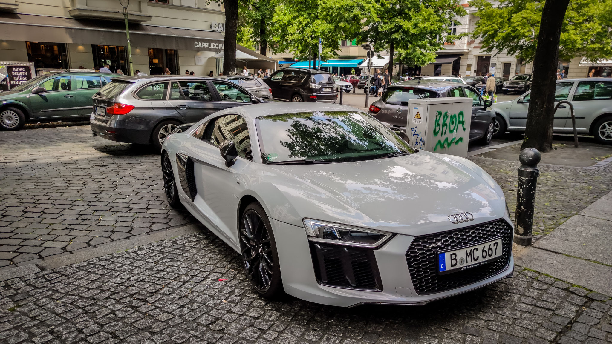 Audi R8 V10 - B-MC667