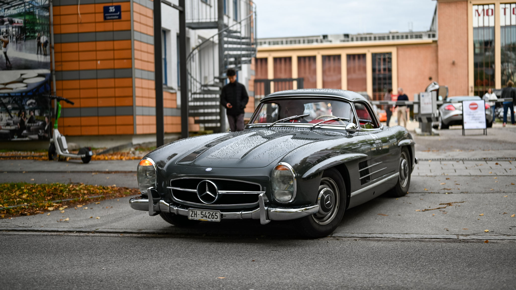Mercedes 300SL Roadster - ZH54265 (CH)