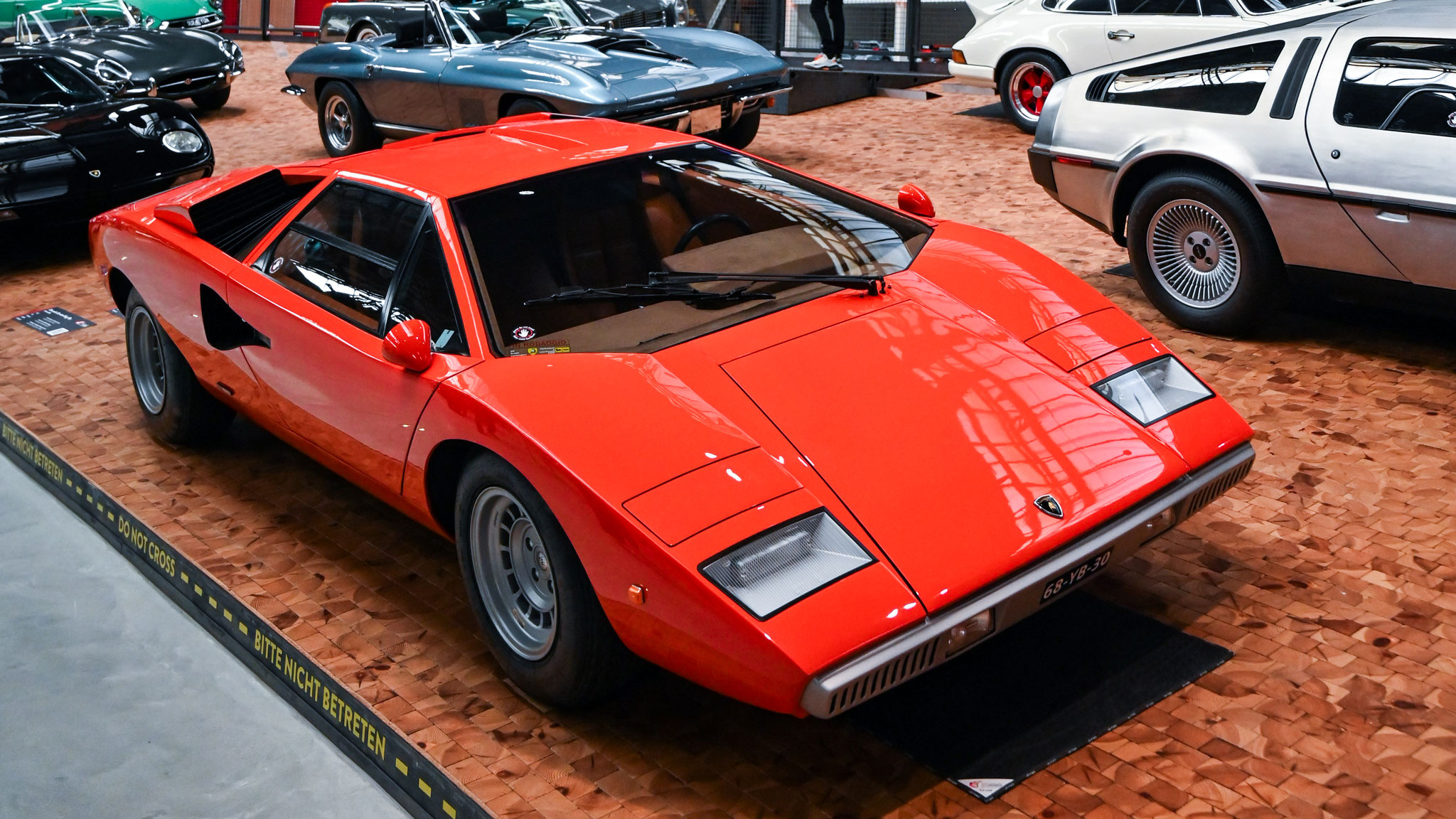 Lamborghini  Countach LP400 Periscopio - 68YB30 (NL)