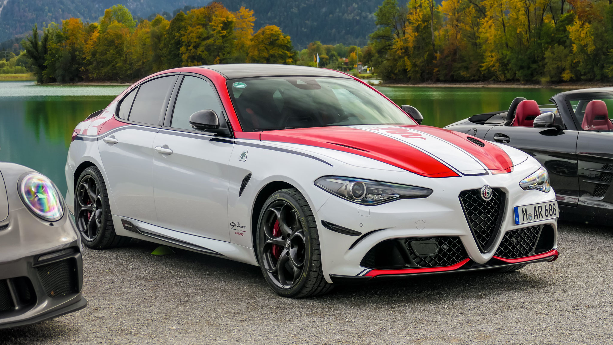 Alfa Romeo Giulia Racing Edition - M-AR688