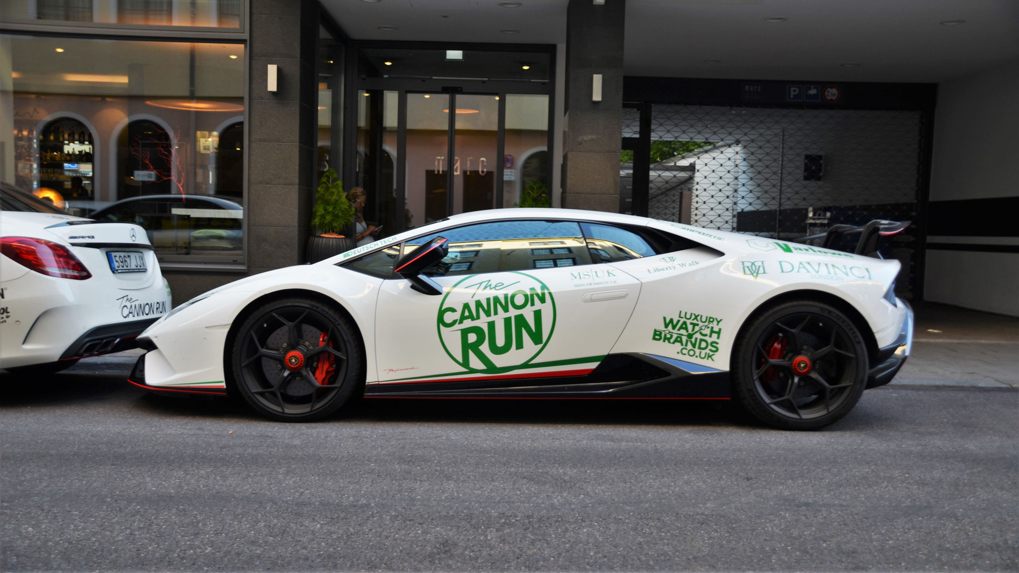Lamborghini Huracan Performante - W333HOE (GB)
