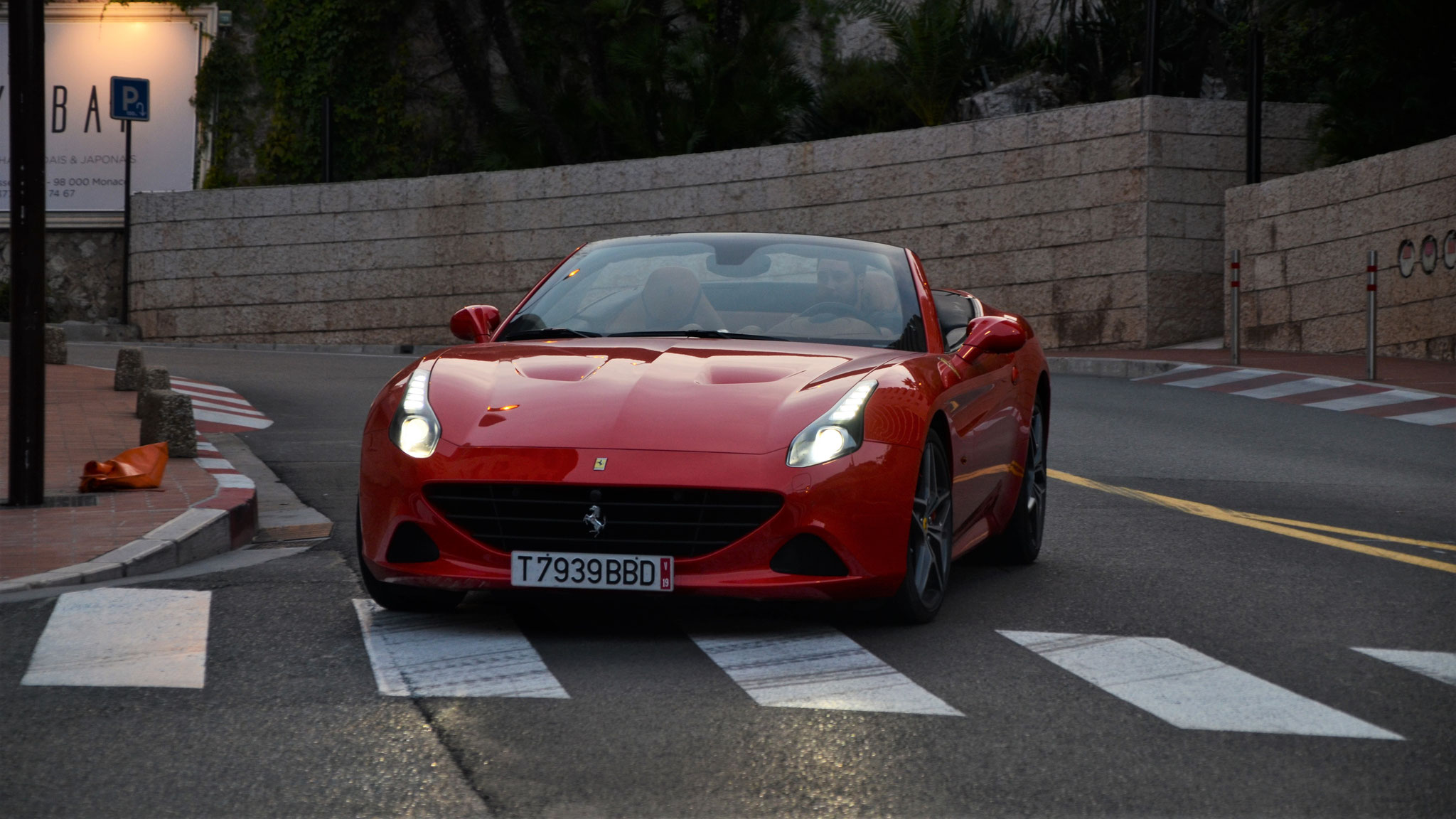 Ferrari California T - T7939BBD