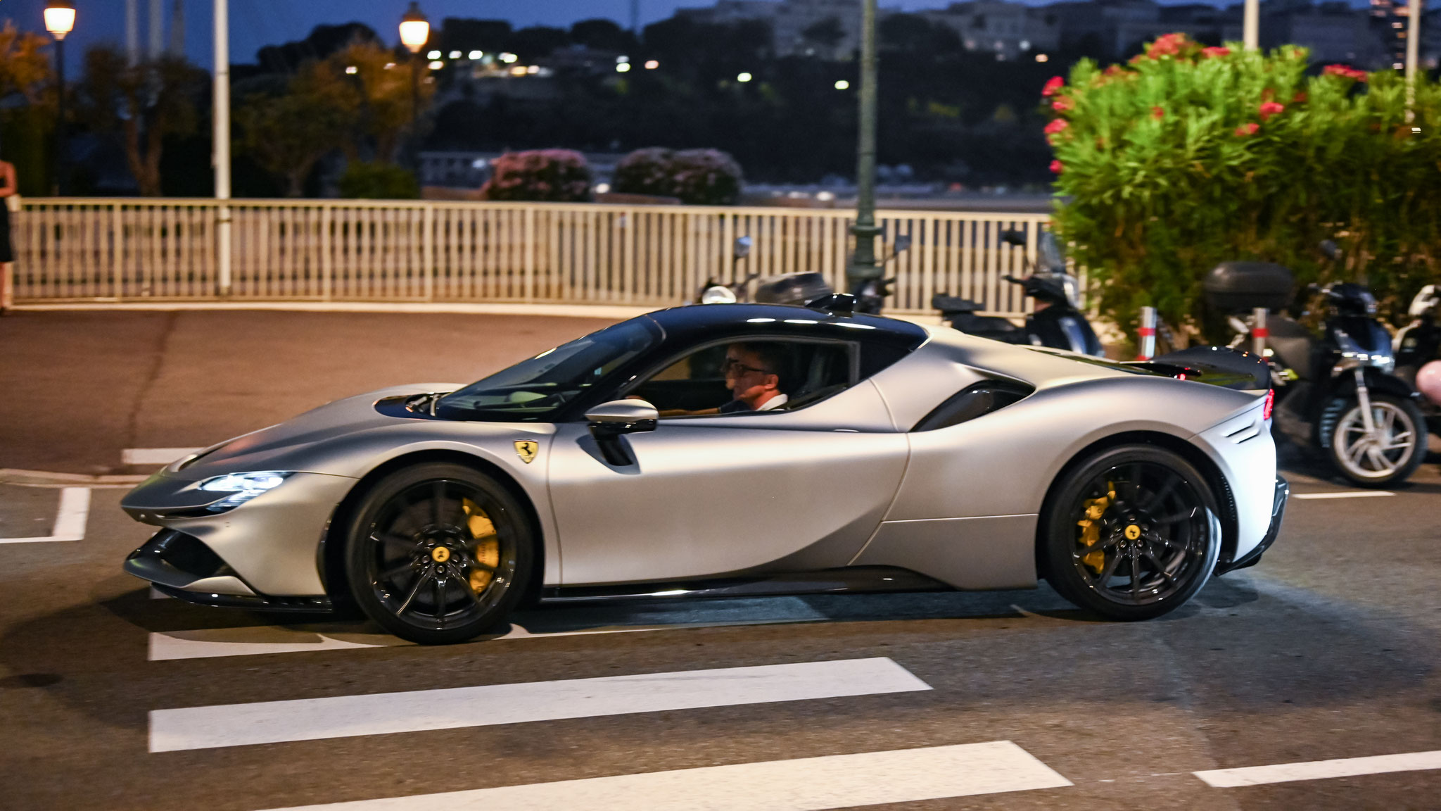 Ferrari SF90 Stradale - 3580 (MC)