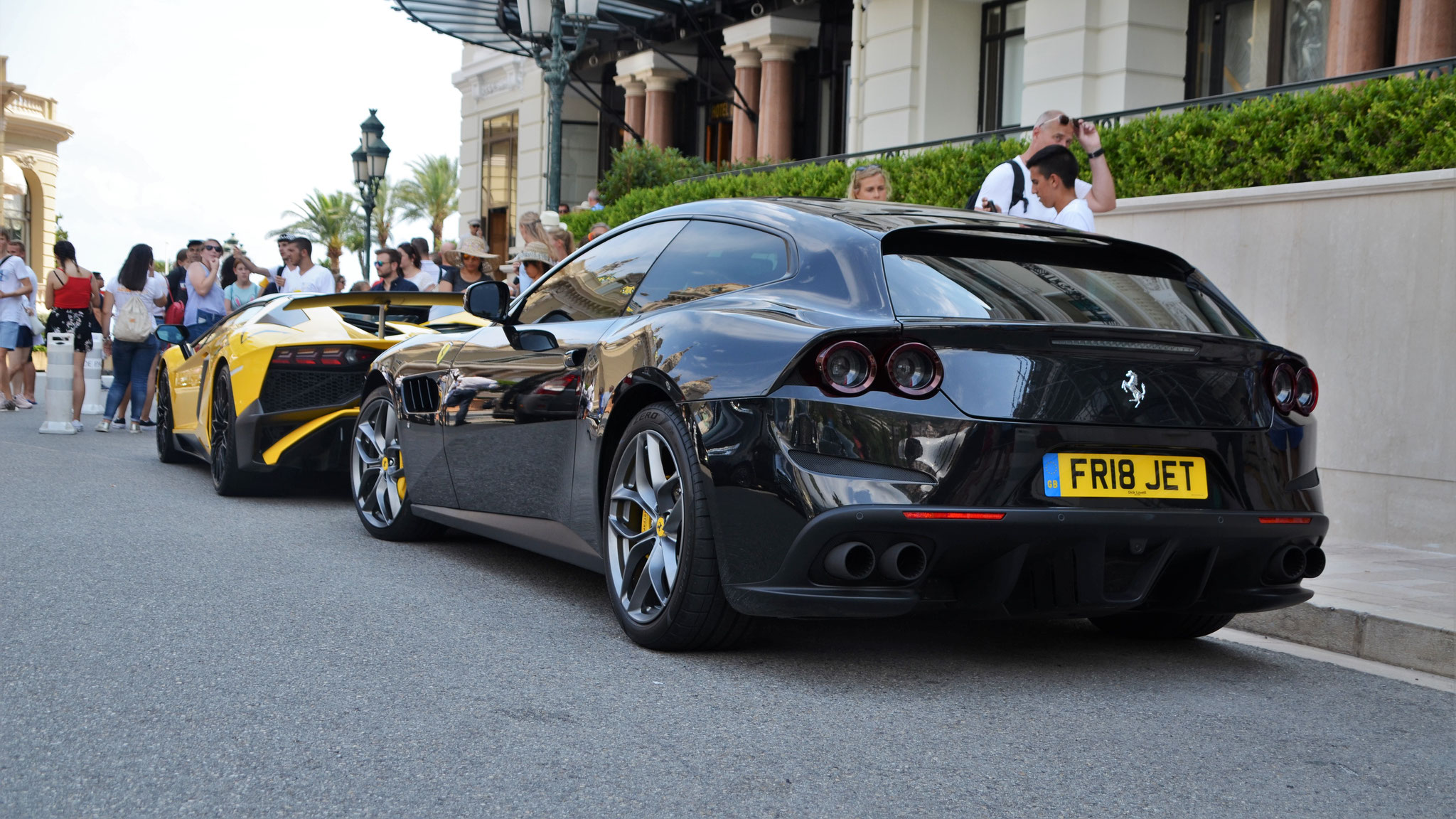 Ferrari GTC4 Lusso - FR18JET (GB)