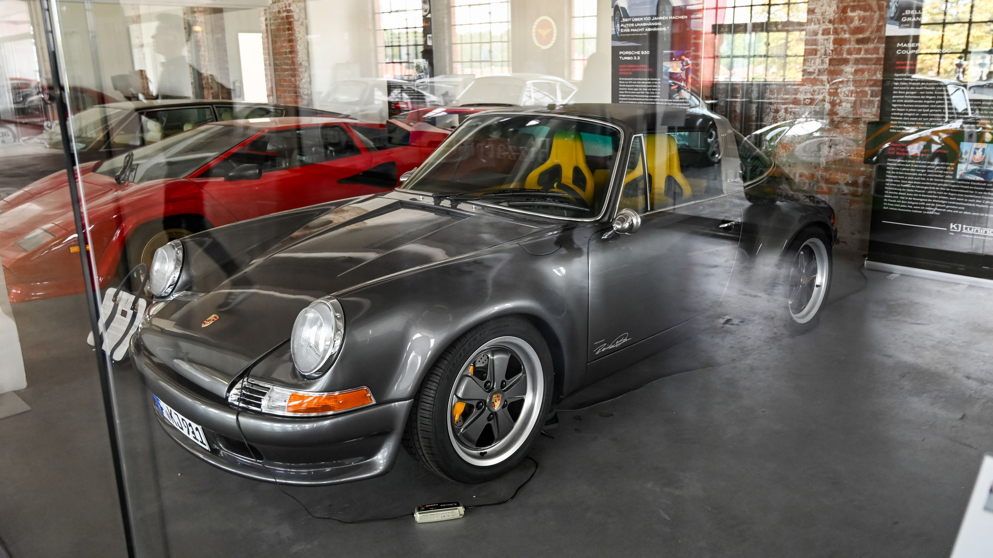 Porsche 911 BB Buchmann Moonracer Turbotarga - F-KJ911