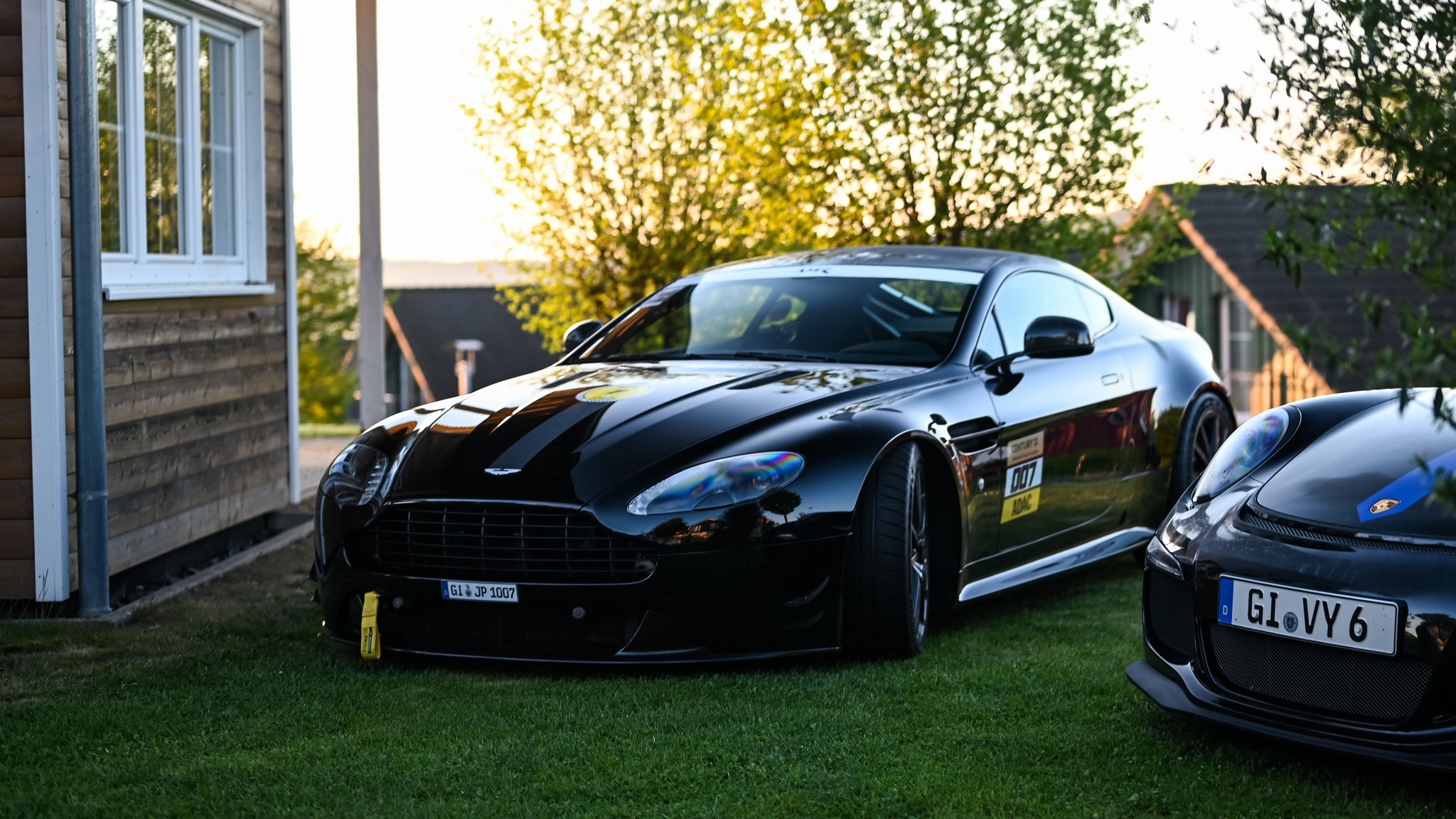 Aston Martin Vantage V8 - GI-JP1007