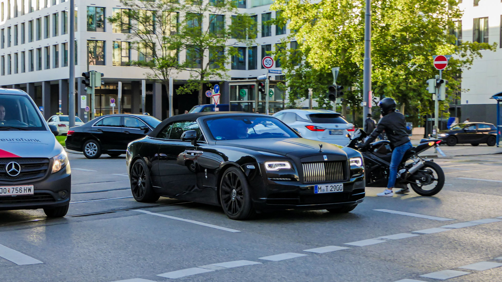 Rolls Royce Dawn - M-T2900