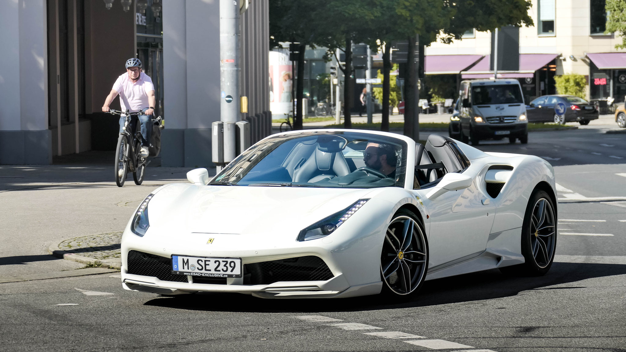 Ferrari 488 Spider - M-SE239