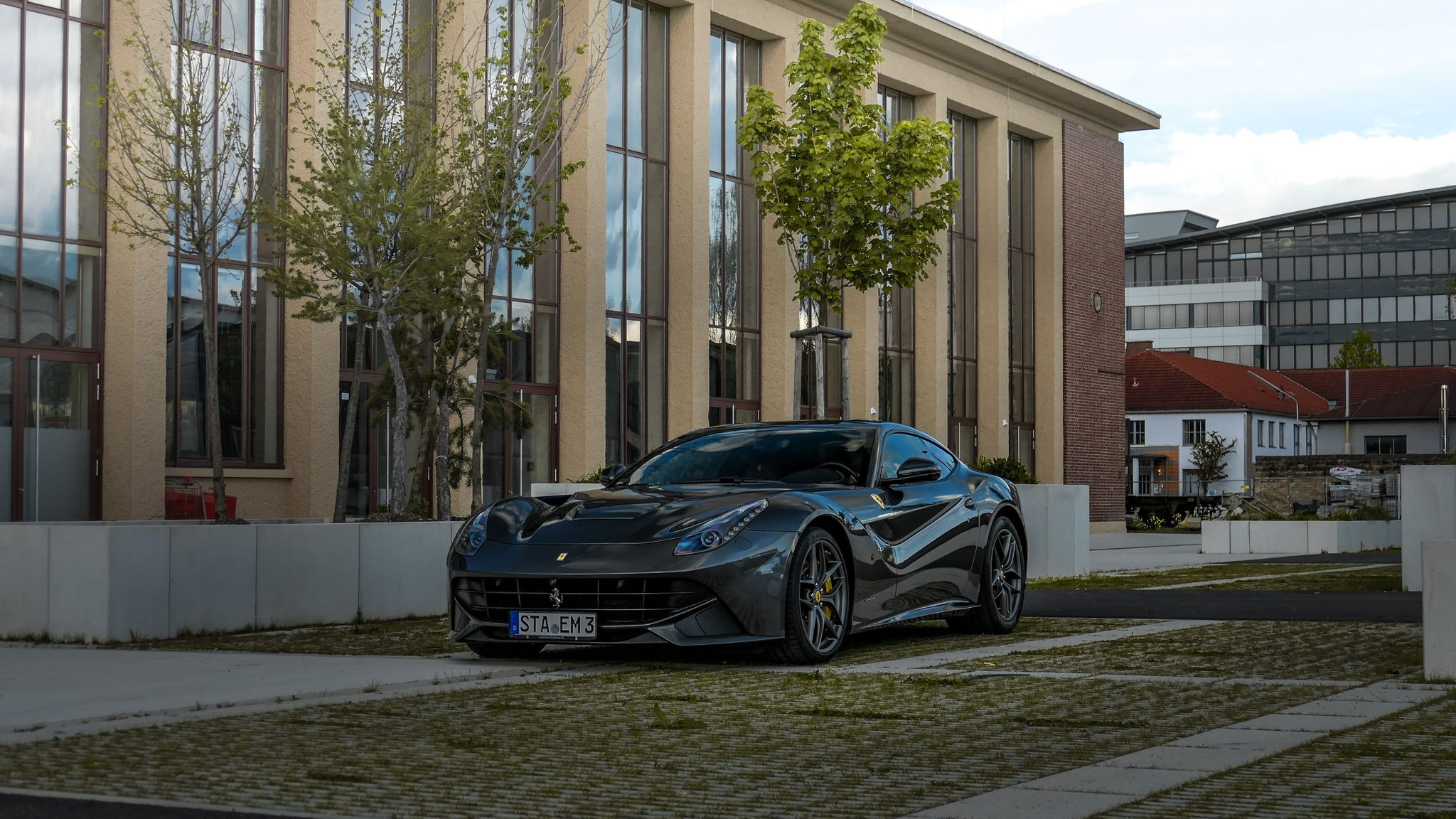 Ferrari F12 Berlinetta - STA-EM3