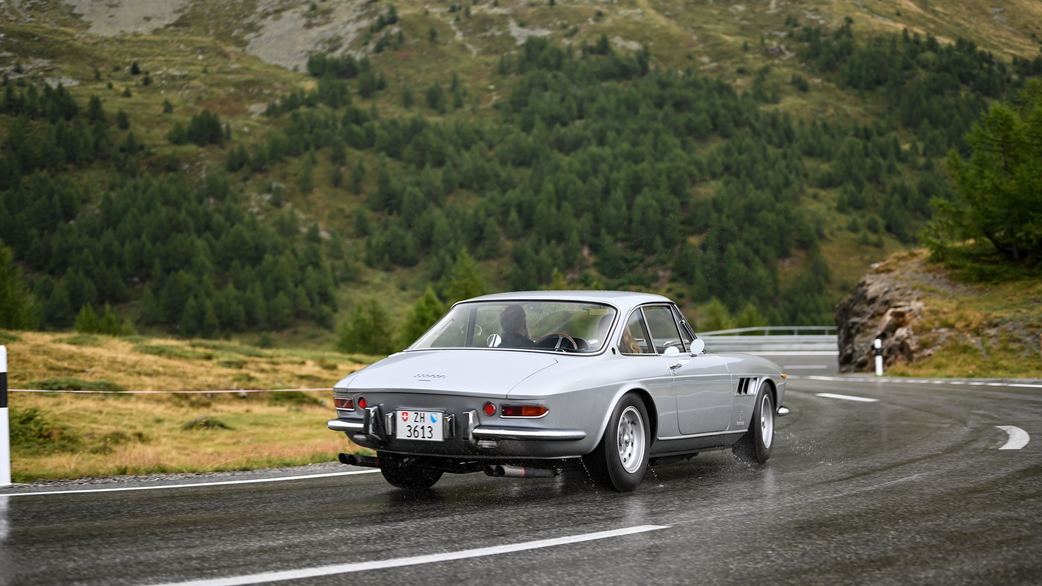Ferrari 330 GTC - ZH3613 (CH)