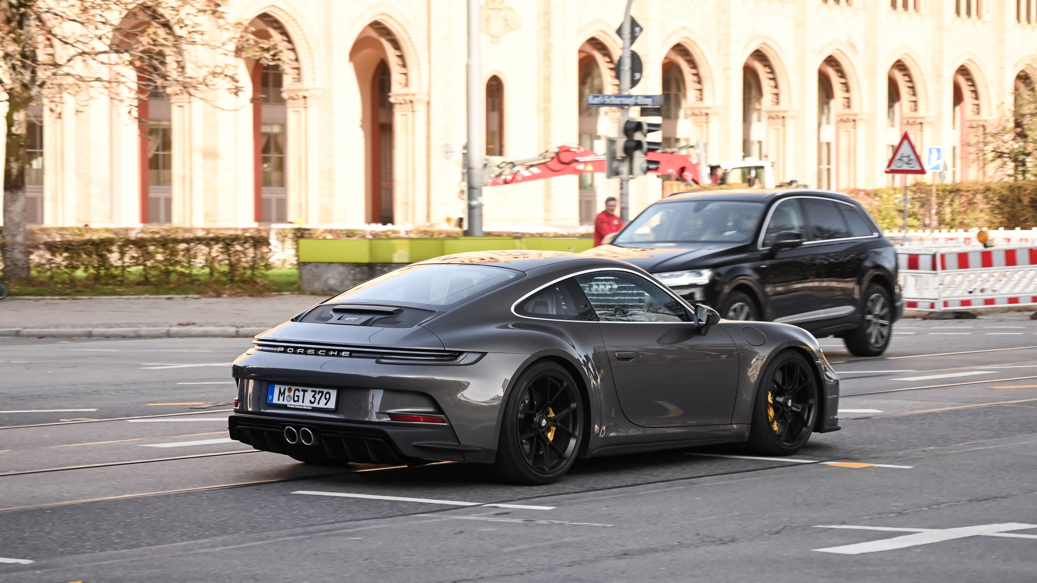 Porsche 992 GT3 Touring - M-GT379