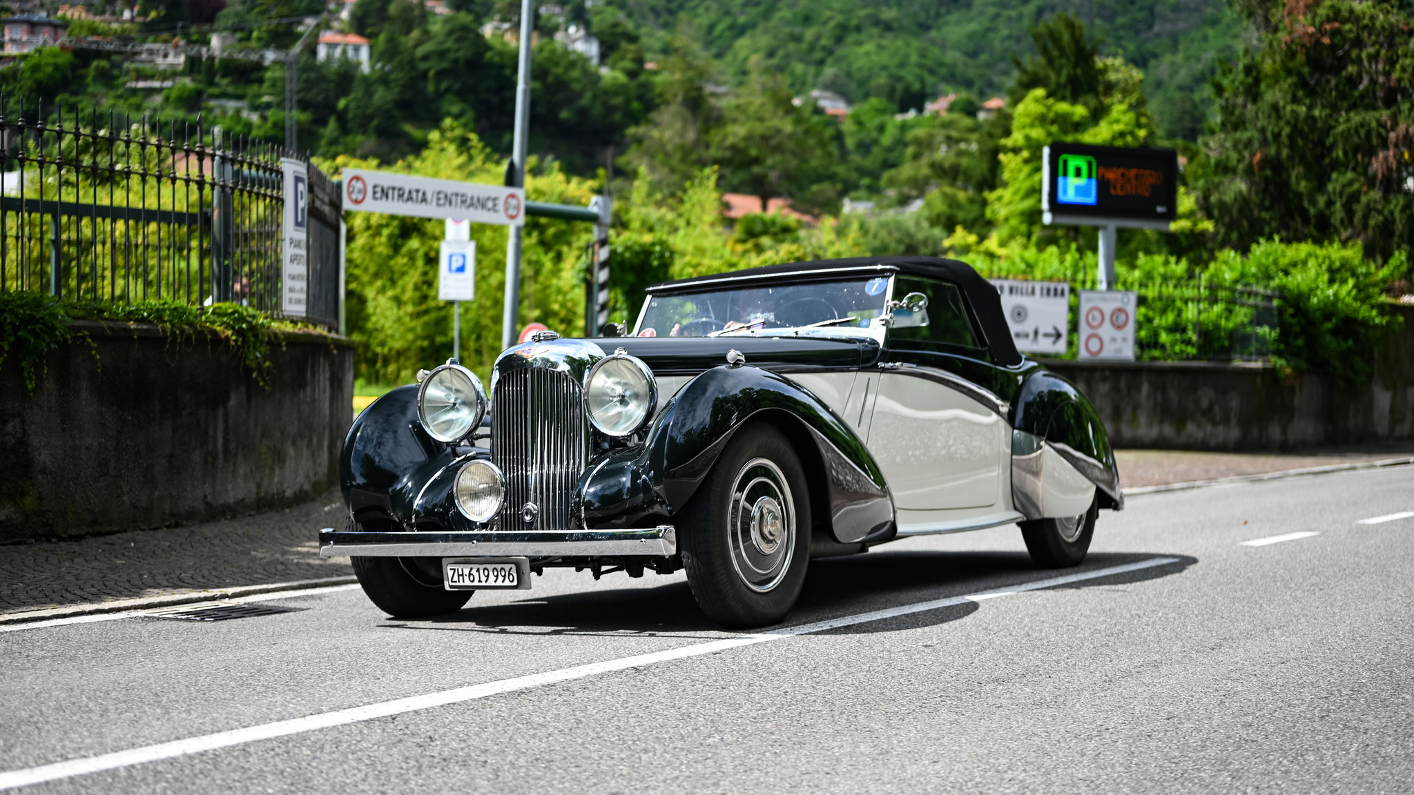 Lagonda V12 Rapide - ZH619996 (CH)
