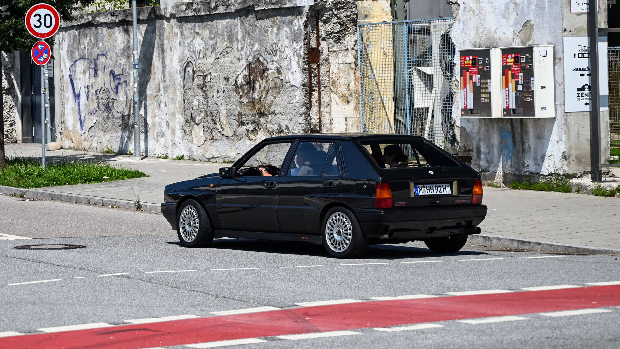 Lancia Delta HF Integrale - M-HH92H