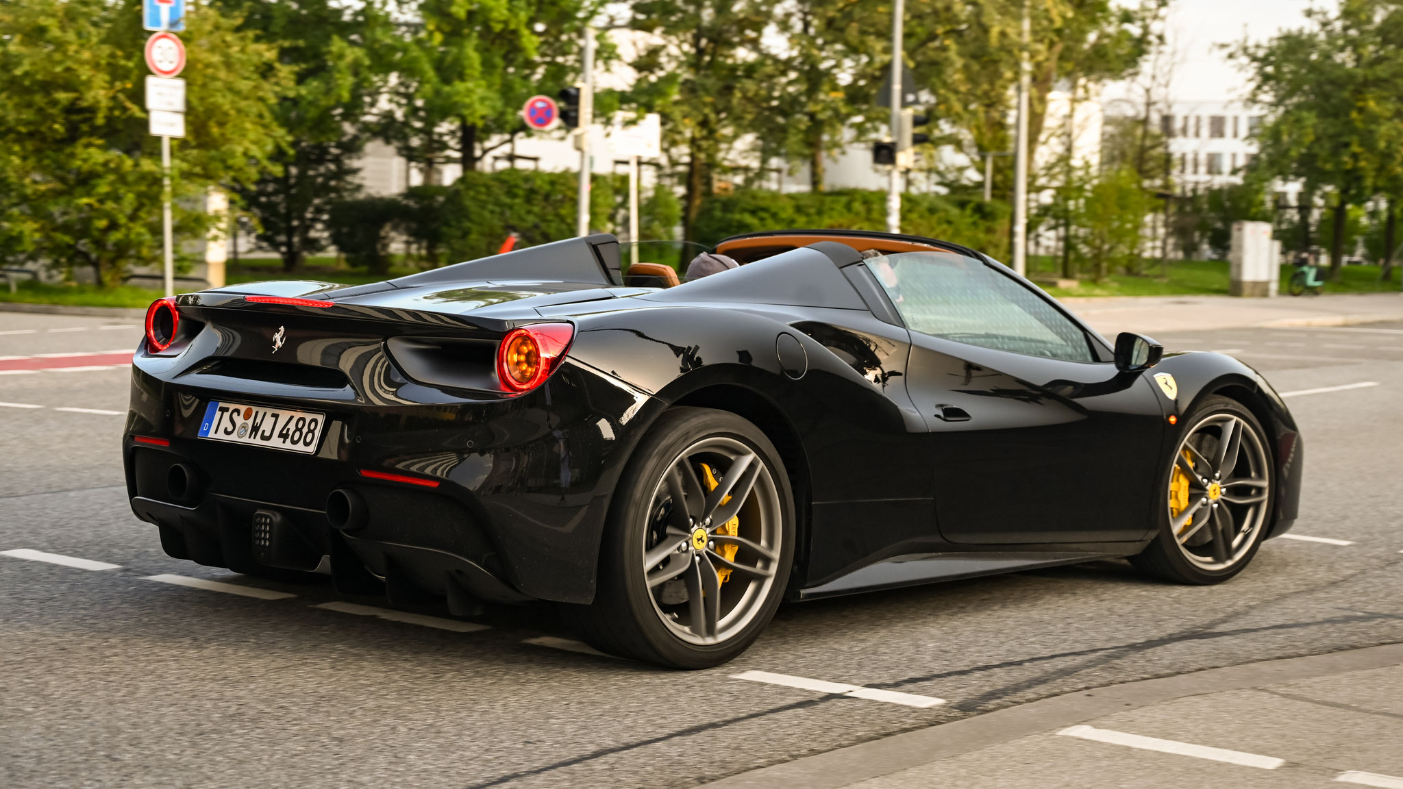 Ferrari 488 Spider - TS-WJ488